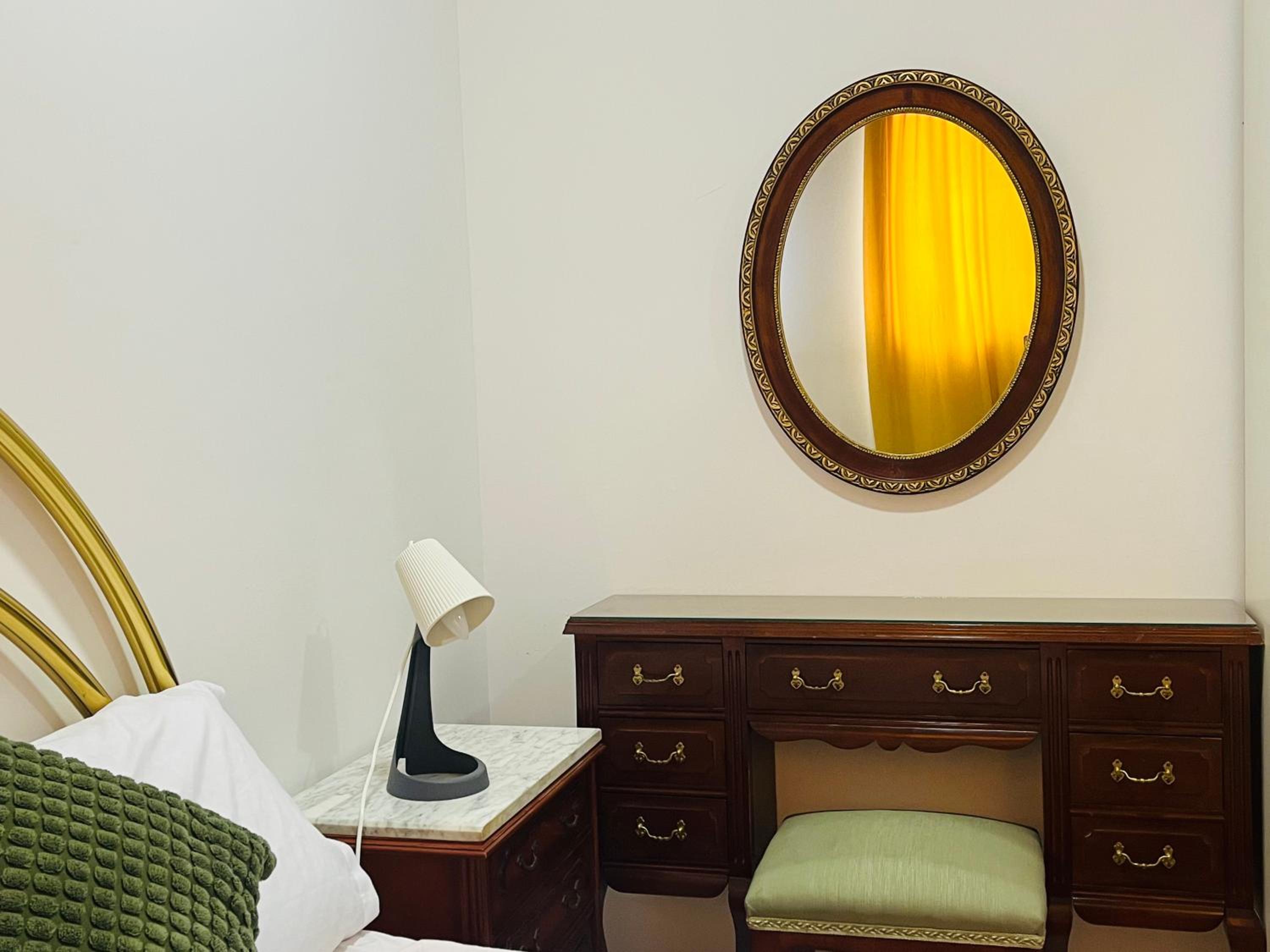 Deluxe Queen Room photo 2