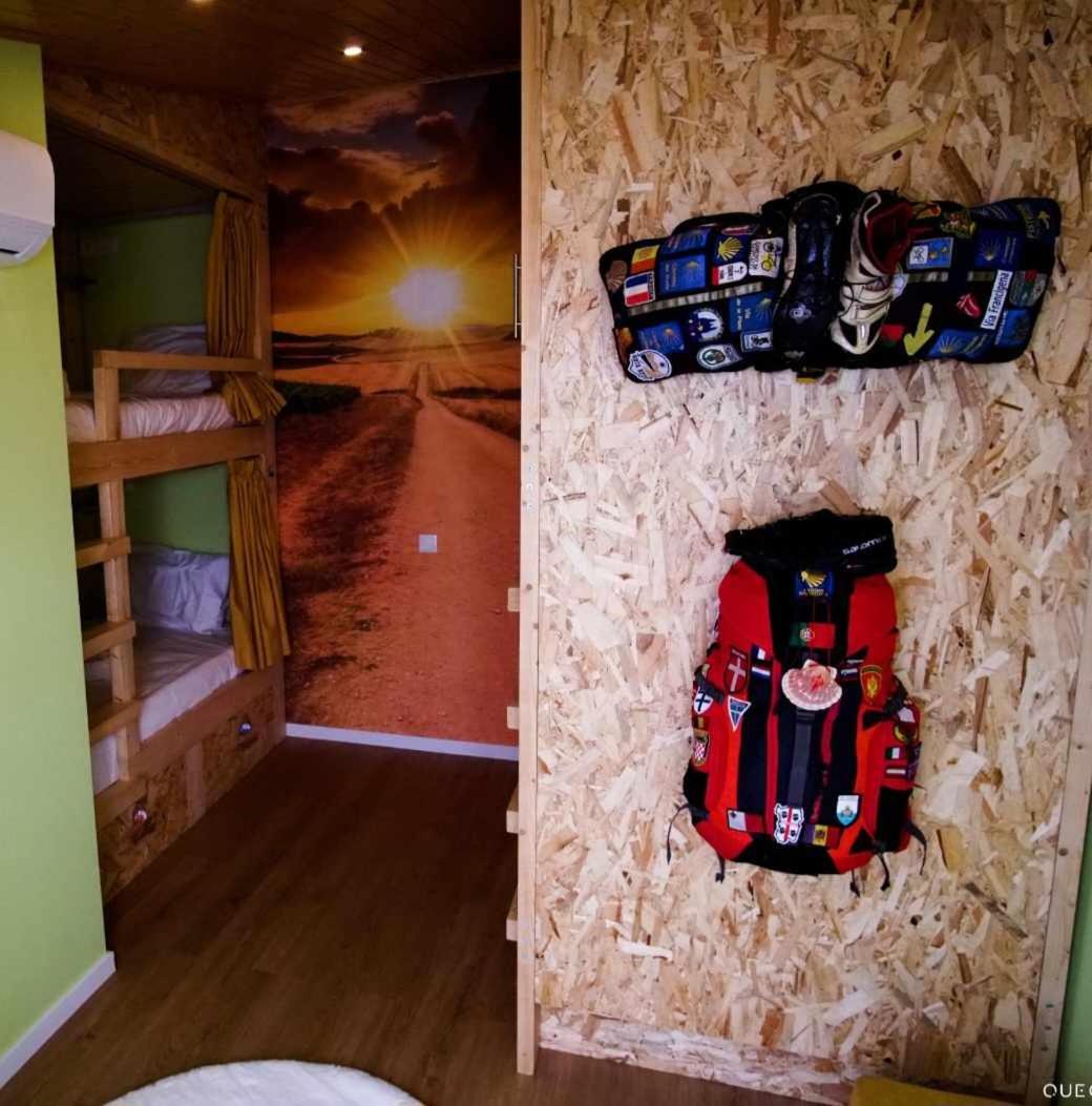 Bed in 4-Bed Mixed Dormitory Room photo 1