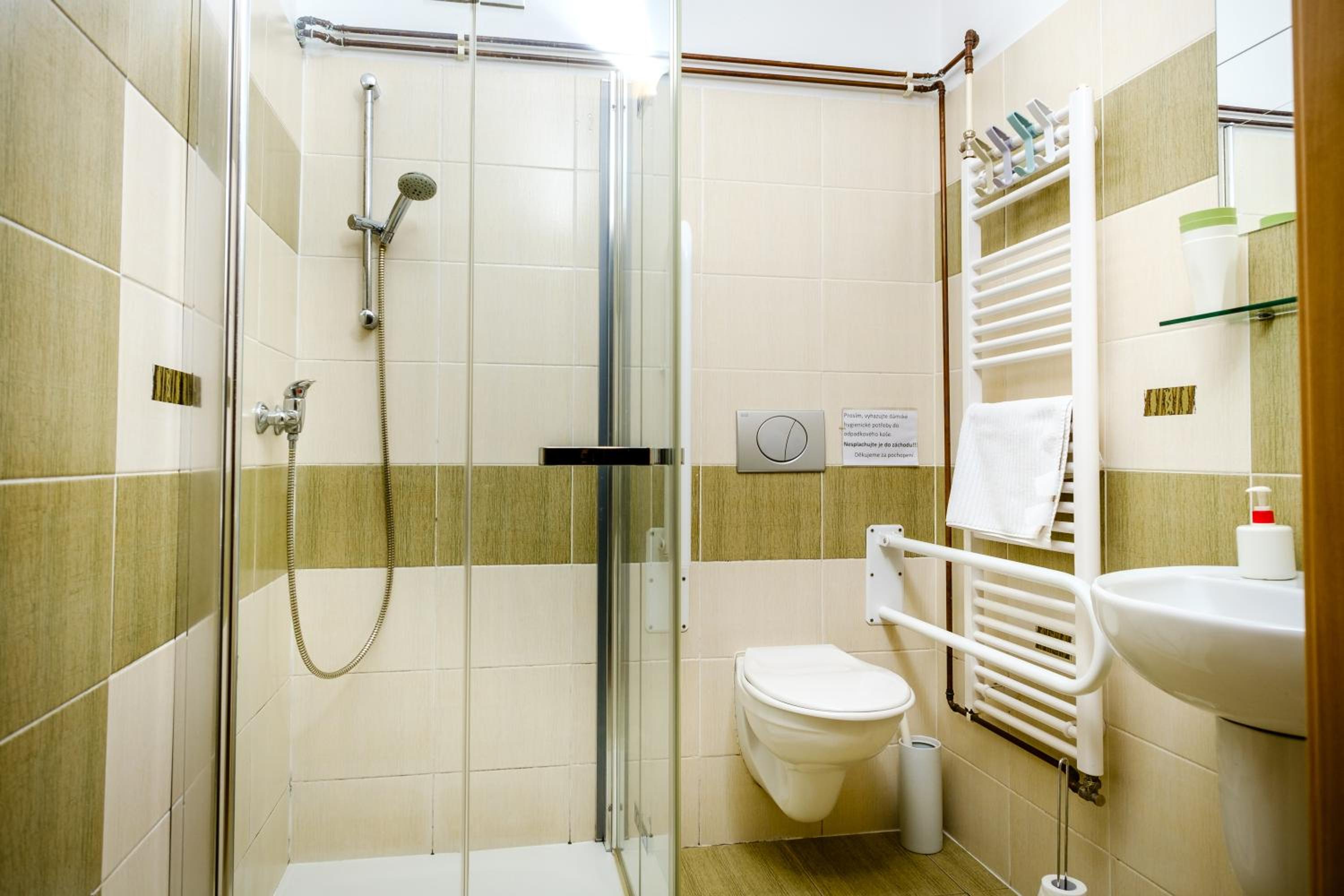Triple Room with Shared Bathroom photo 1