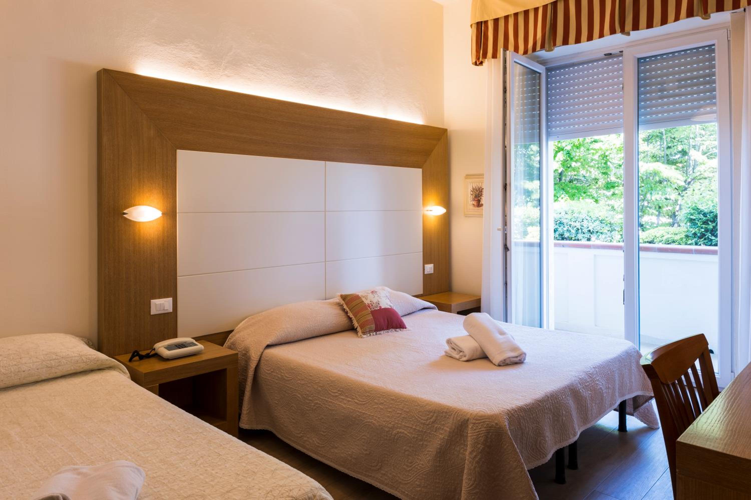 Triple Room - Photo 4