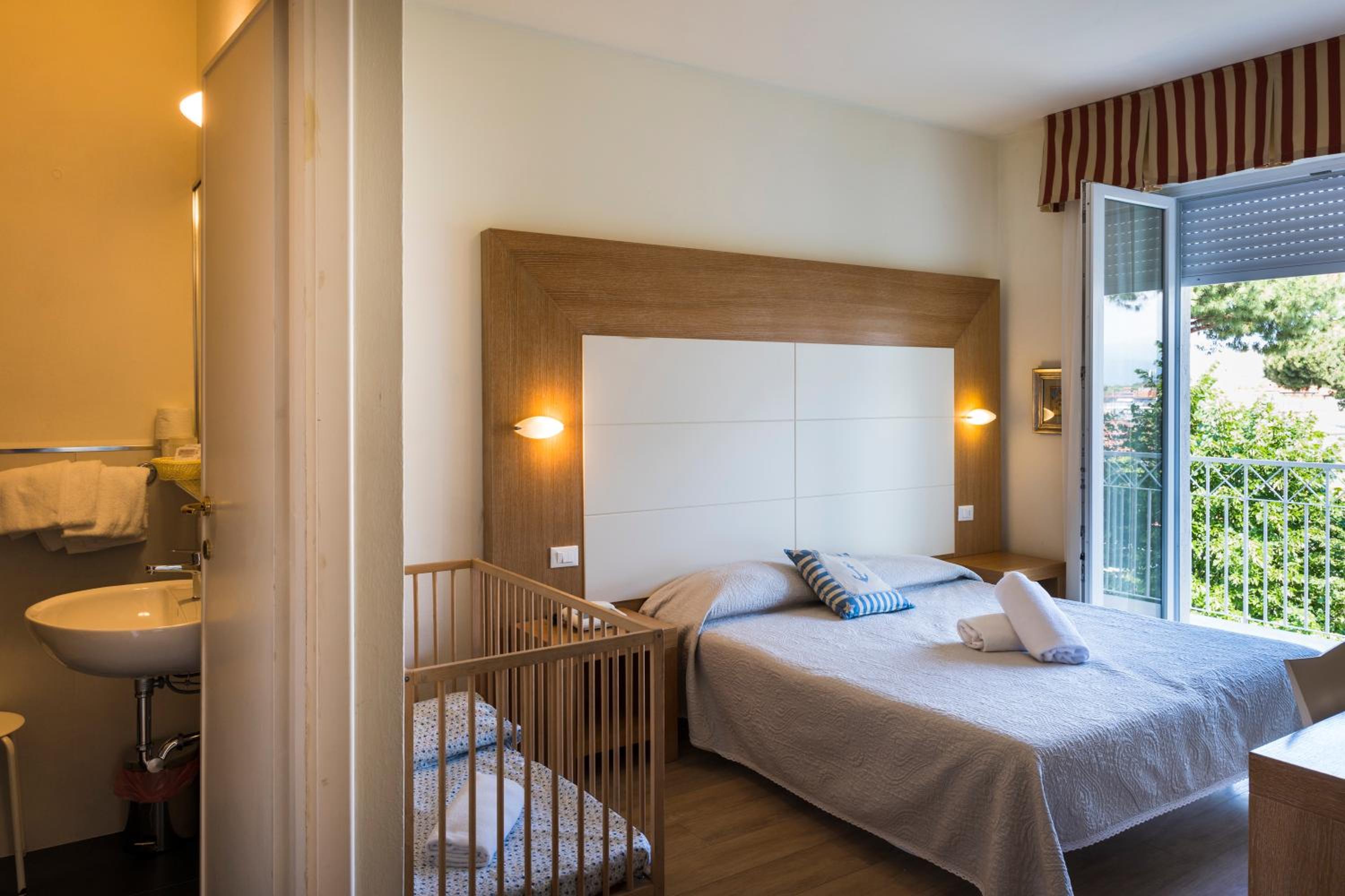 Triple Room - Photo 5