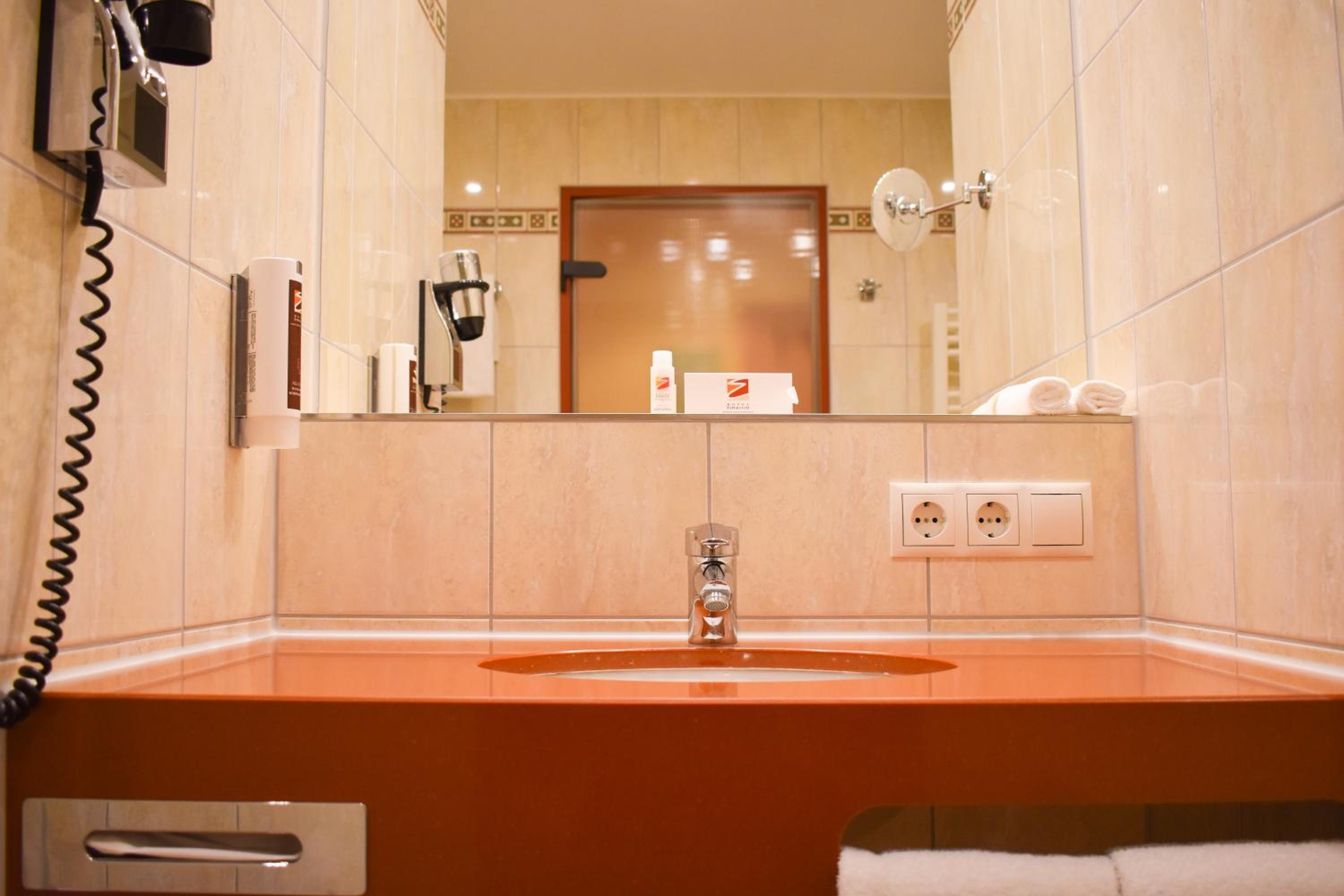 Double Room - Photo 2
