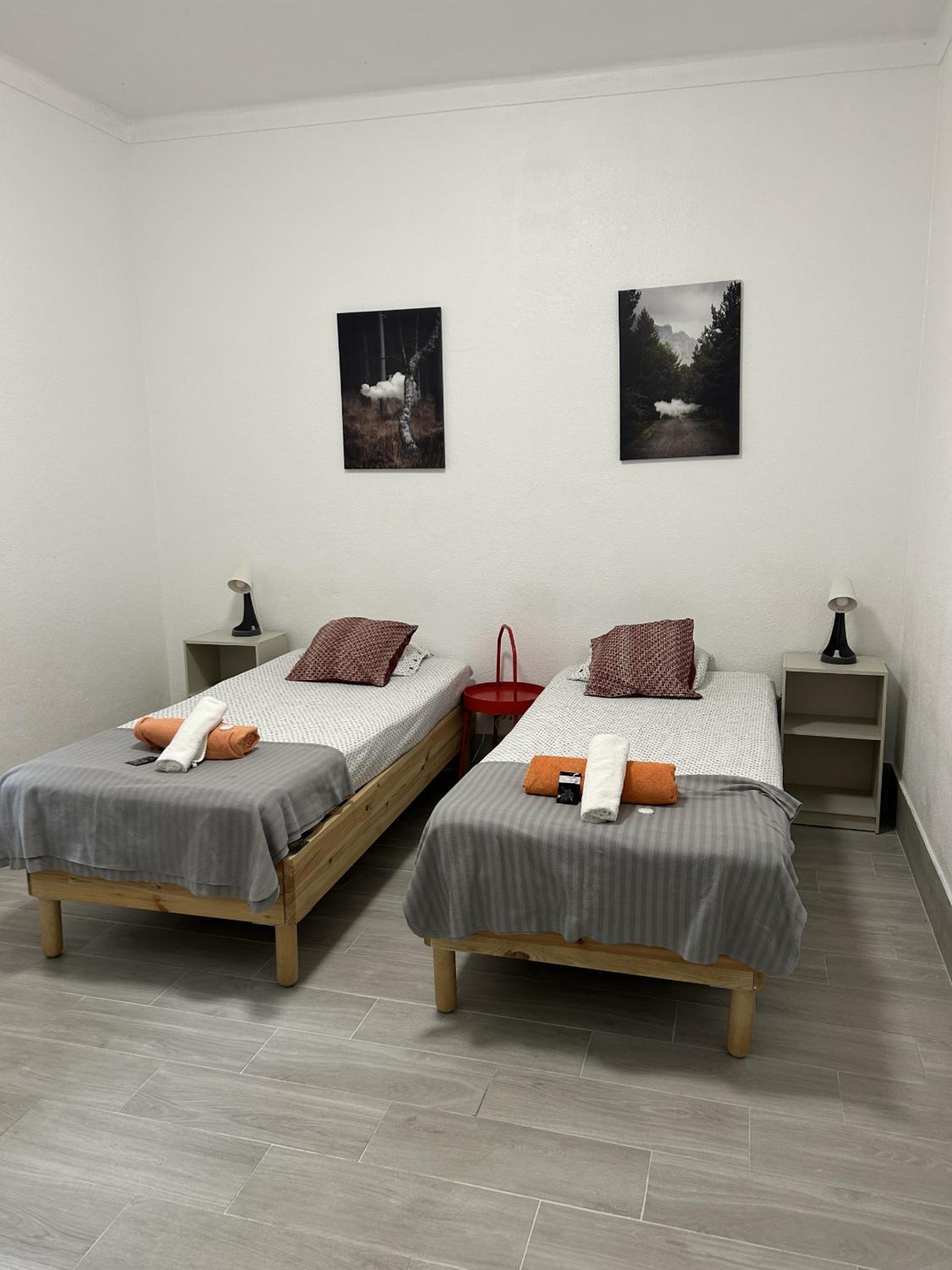 Three-Bedroom Apartment - Photo 6