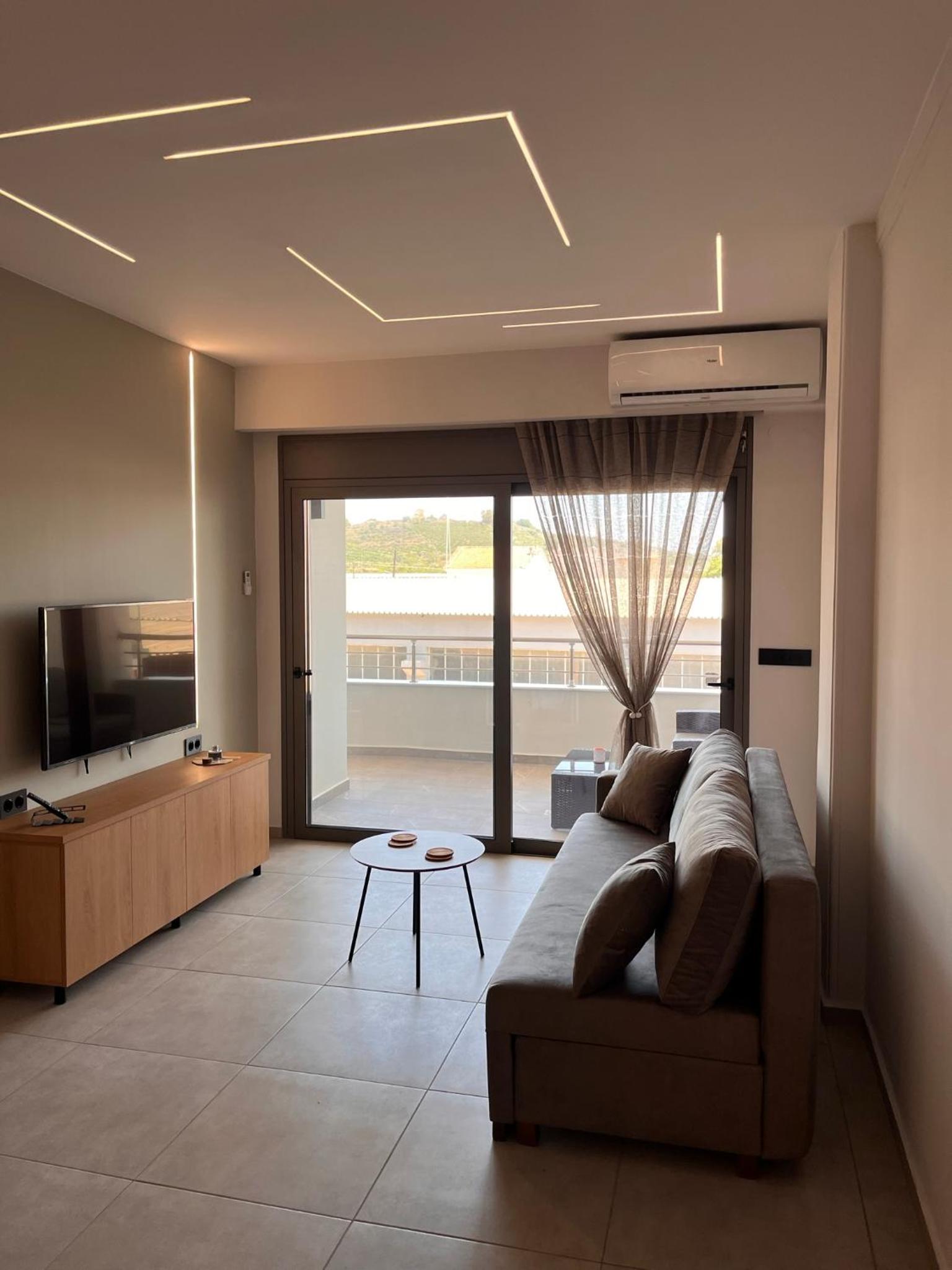 Deluxe Family Suite photo 1
