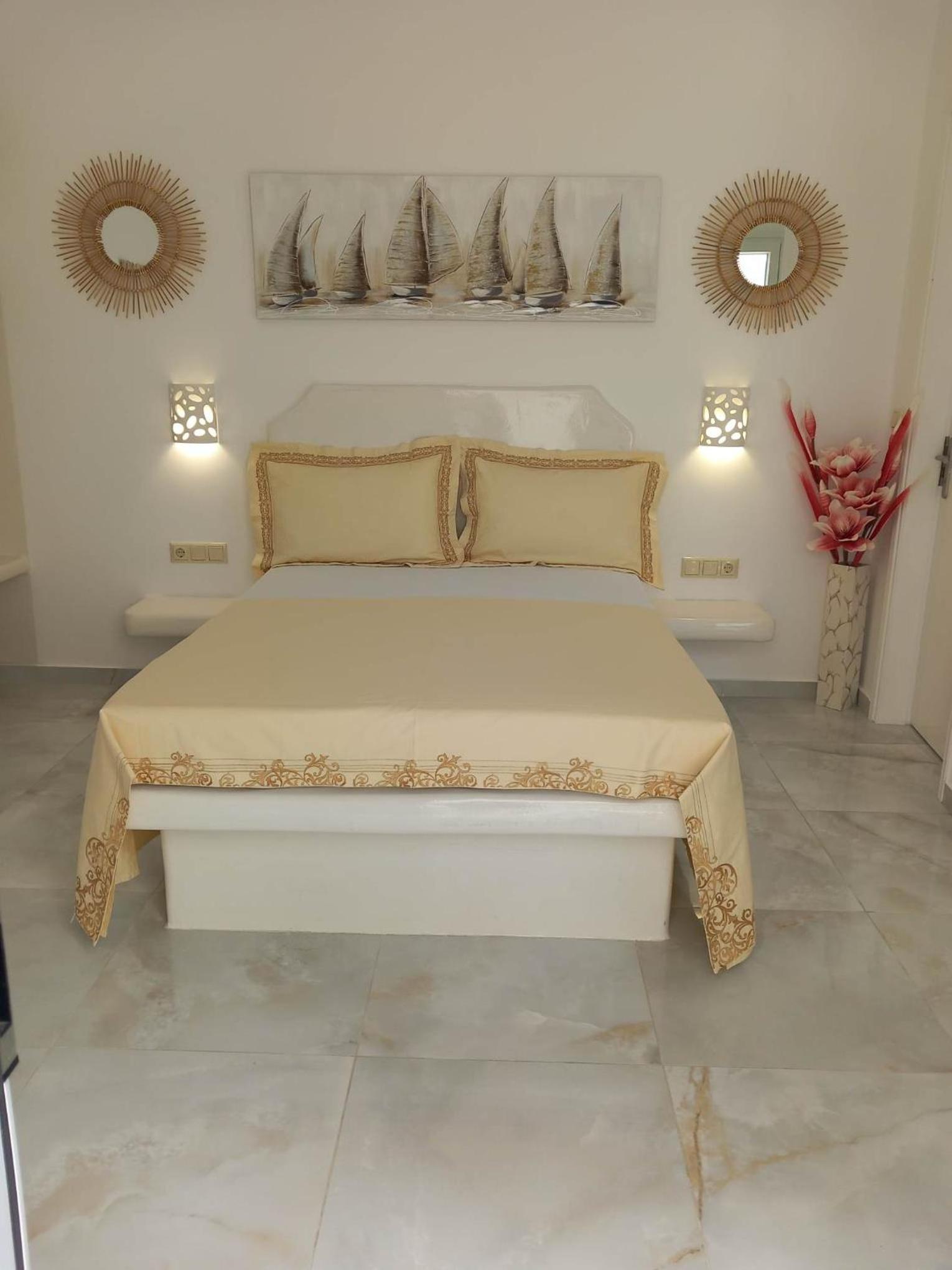 Double Room with Terrace - Photo 1