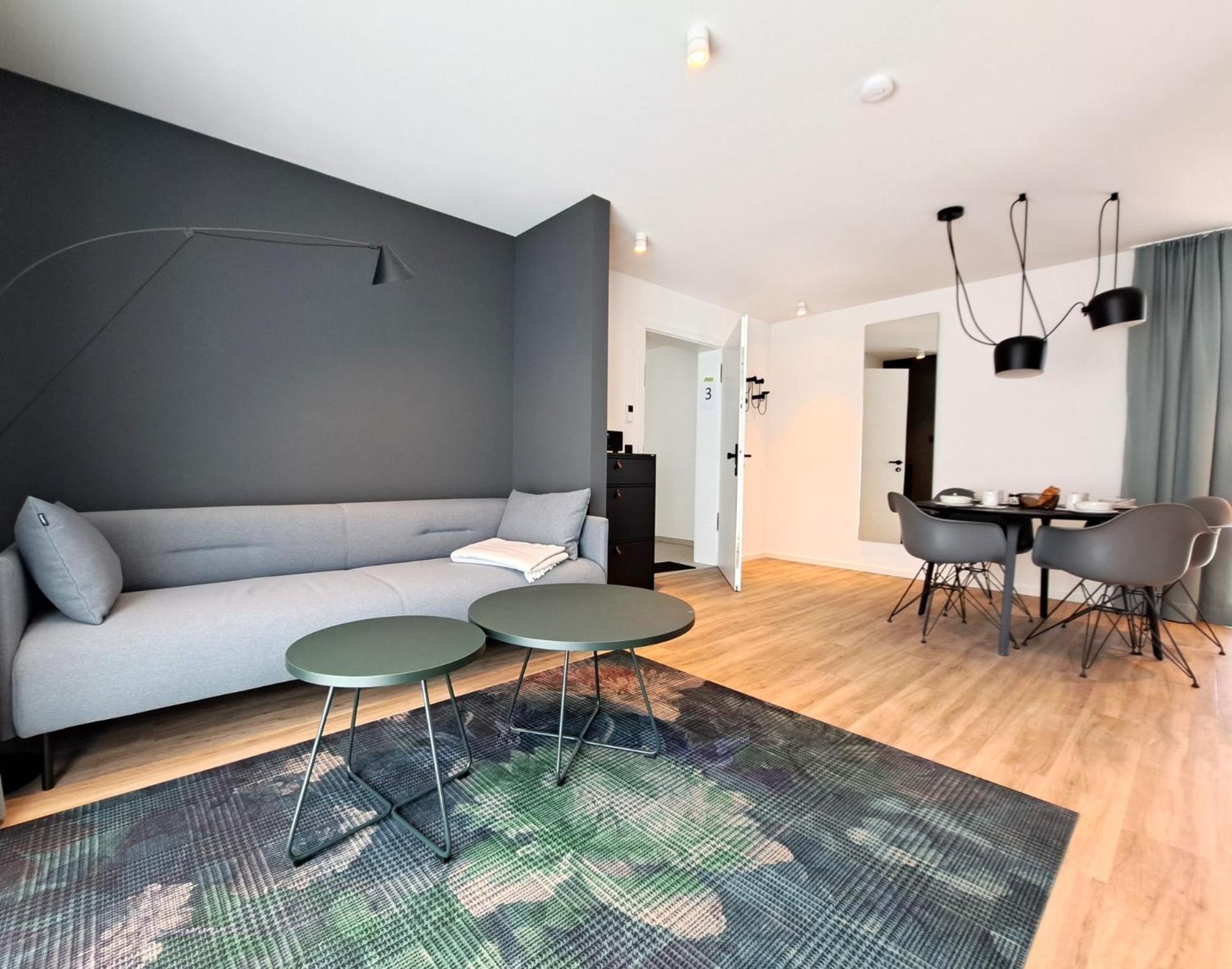 Apartment photo 1