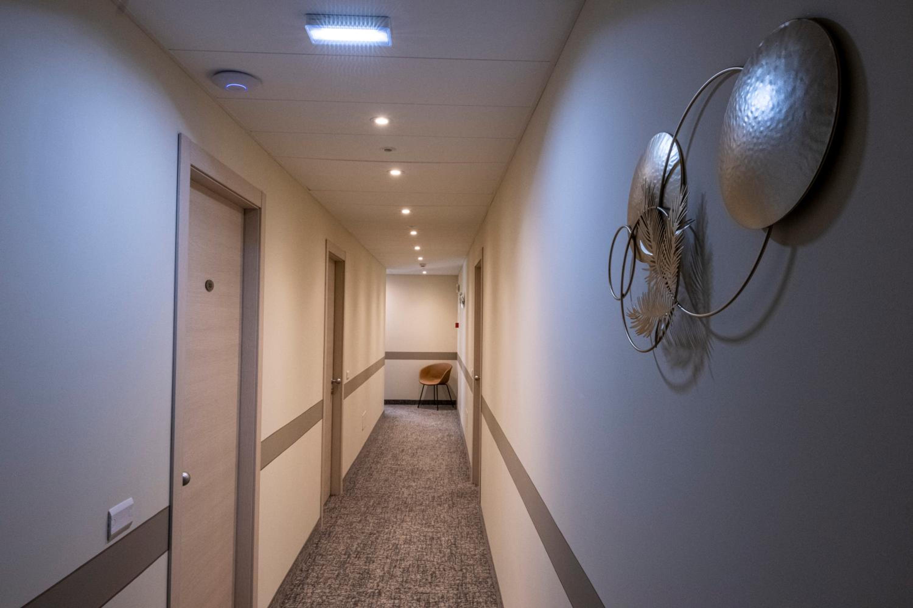 Superior Double or Twin Room with Terrace - Photo 15
