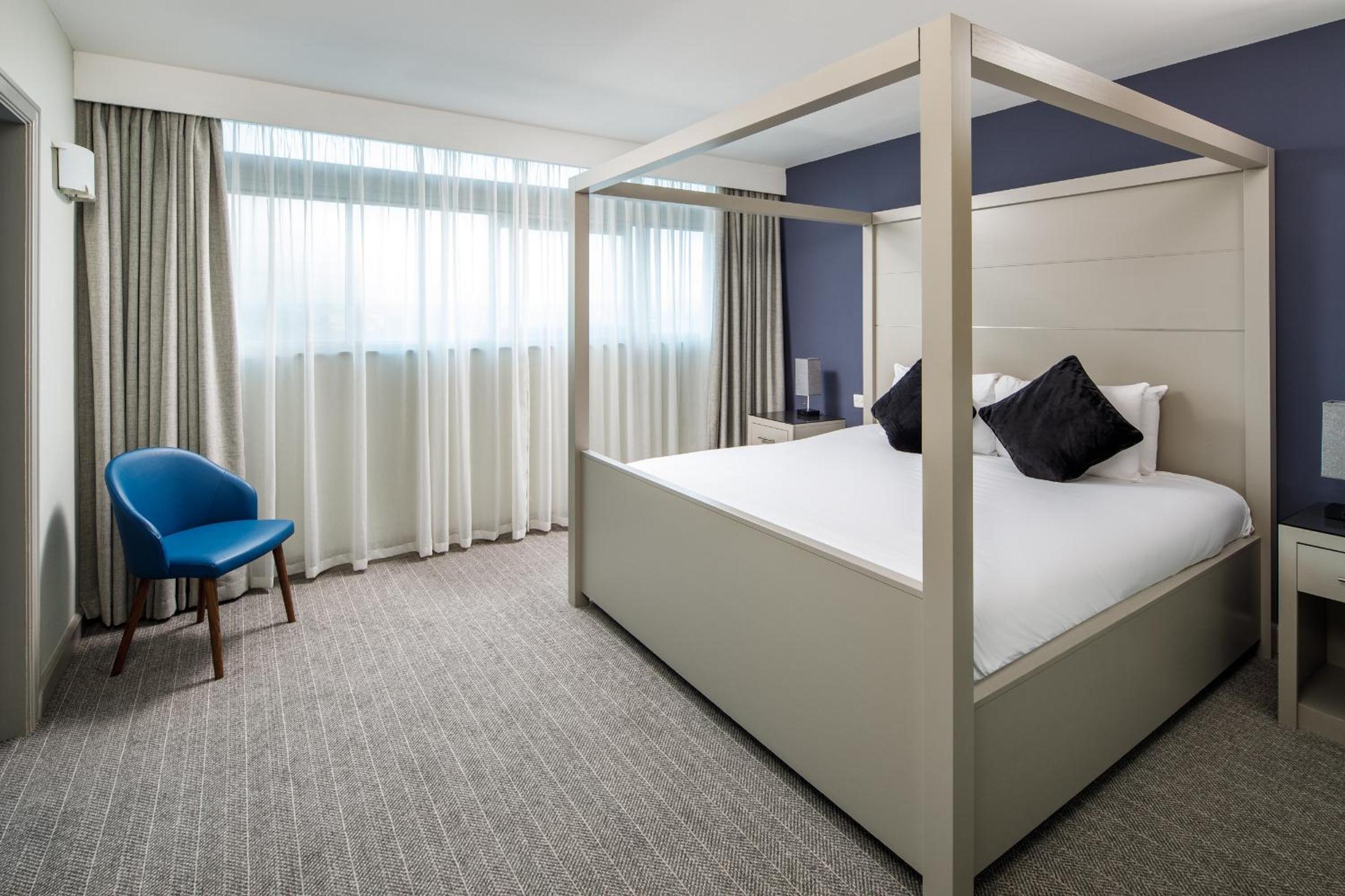 Superior Suite with Double Bed - Photo 4