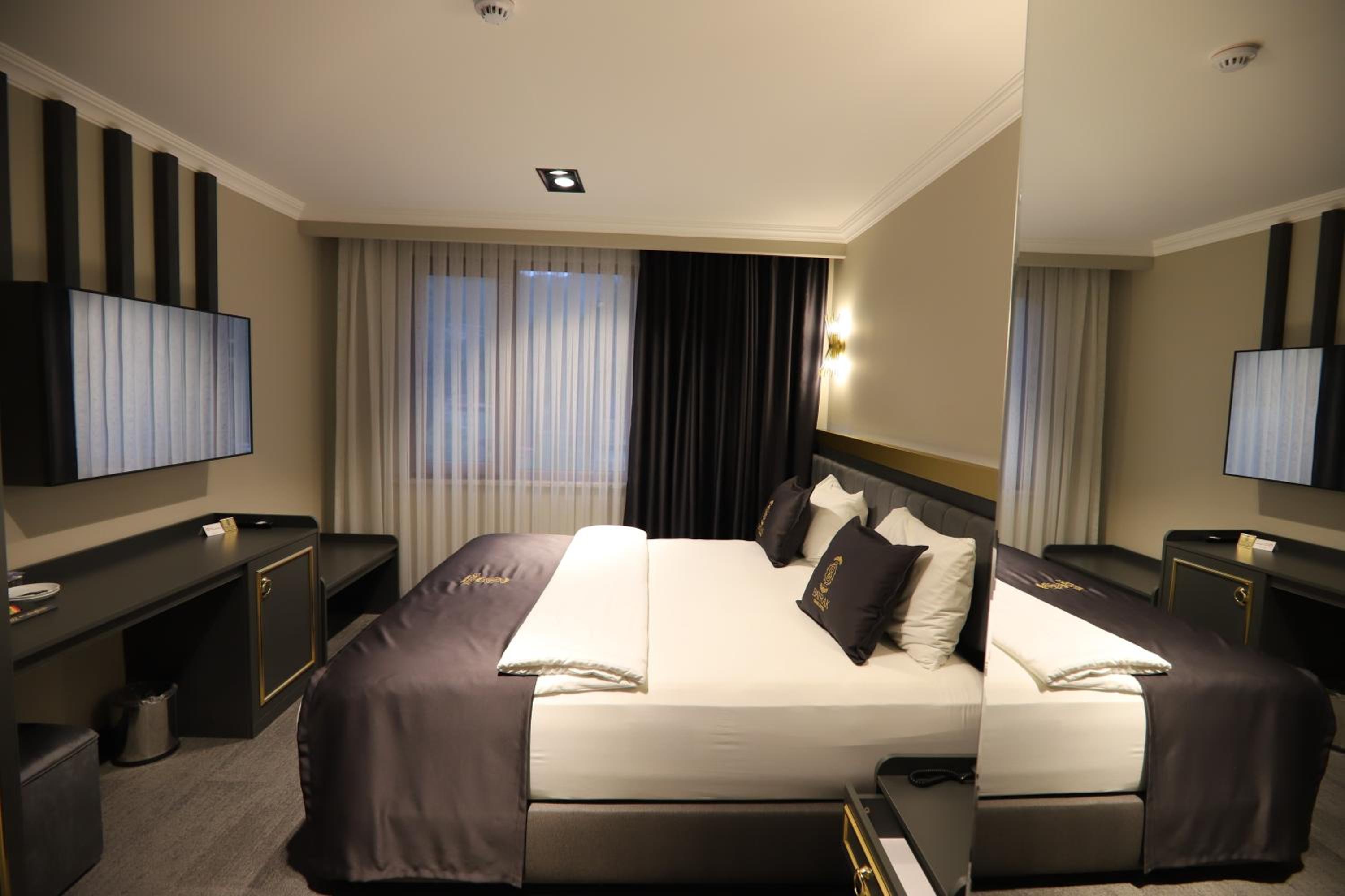 Superior Double Room - Photo 3