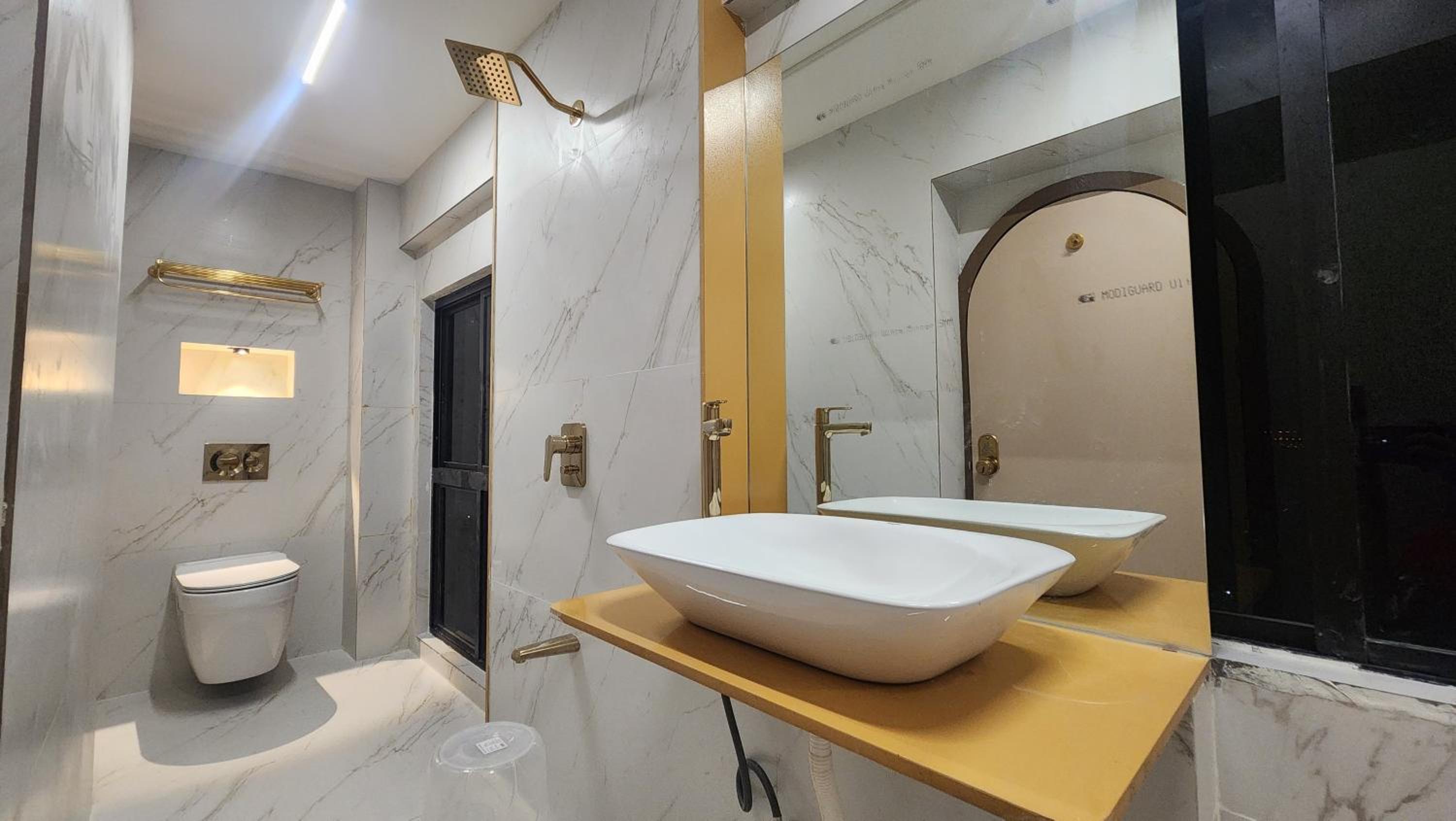 Family Suite - Photo 15