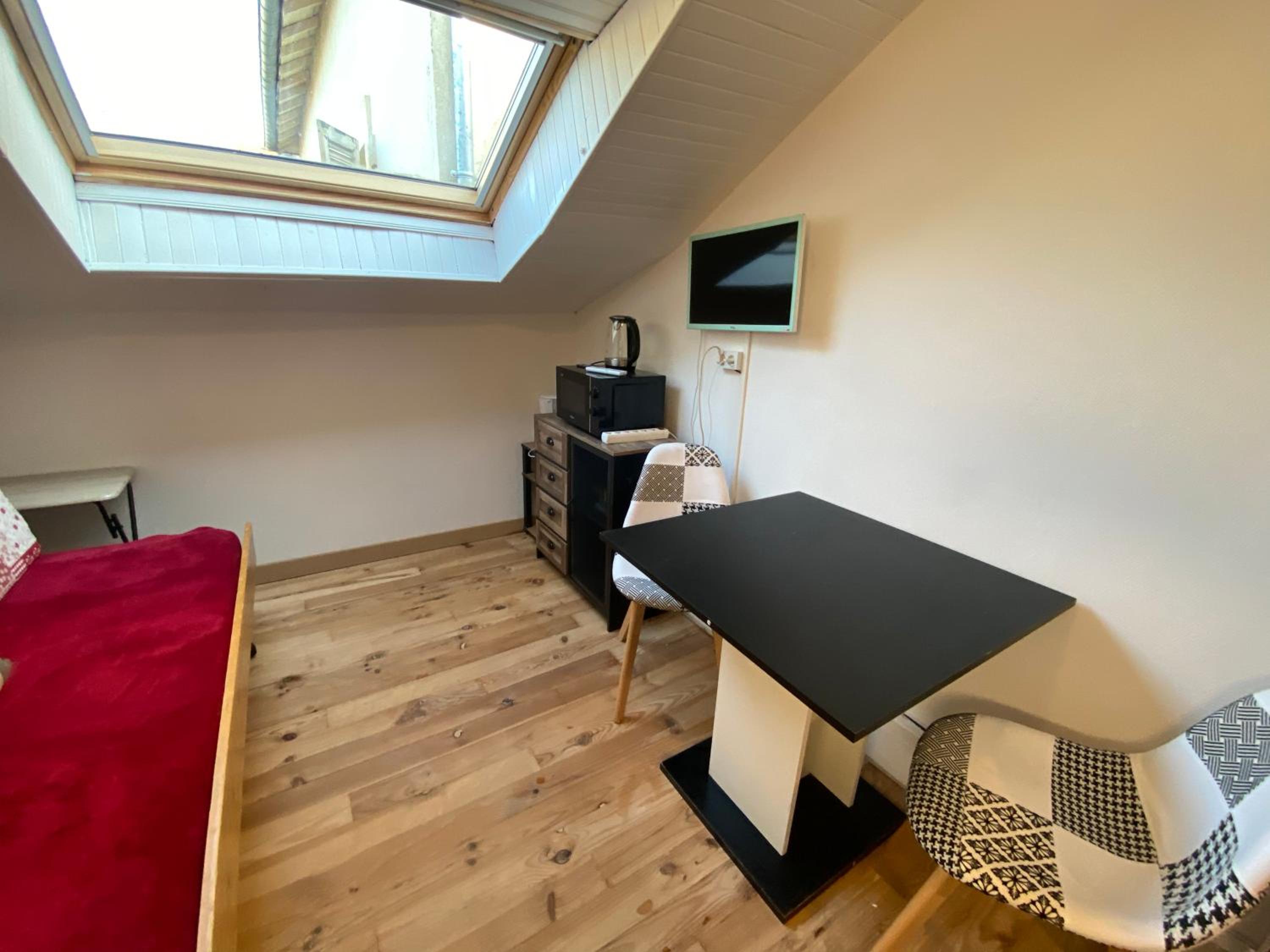 Single Room with Private External Bathroom photo 3