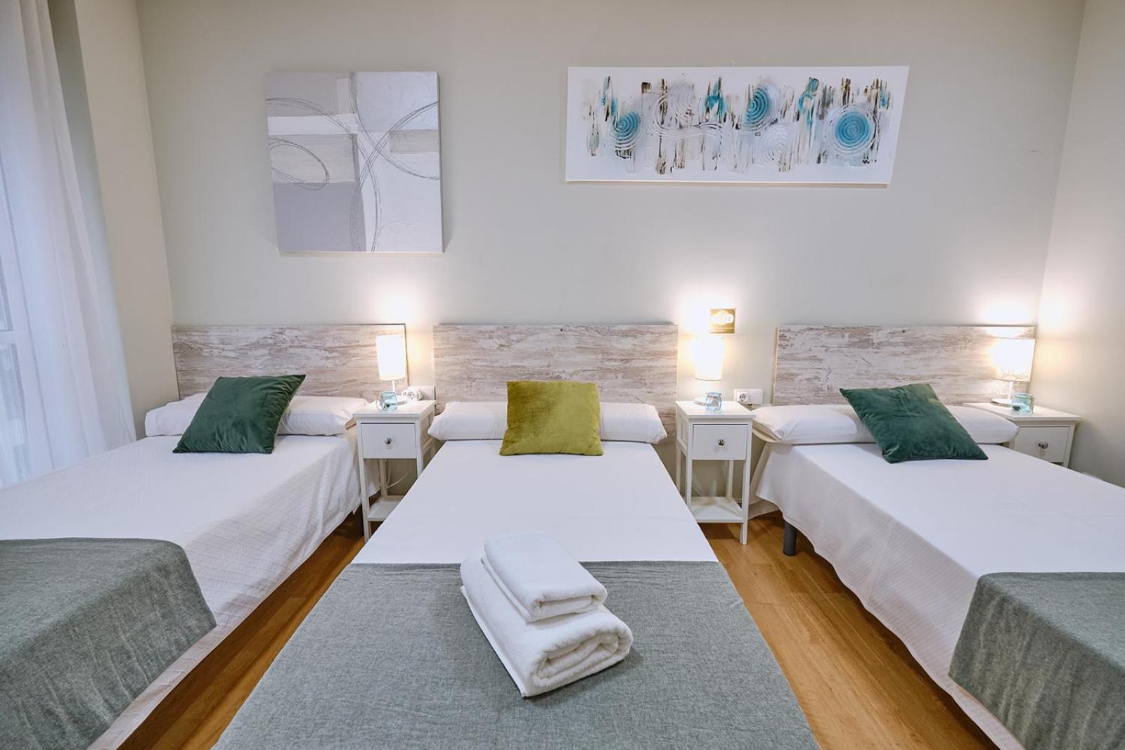 Triple Room with Shared Bathroom photo 3