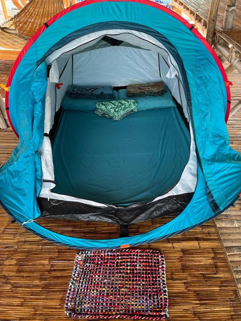 Tent - Photo 1