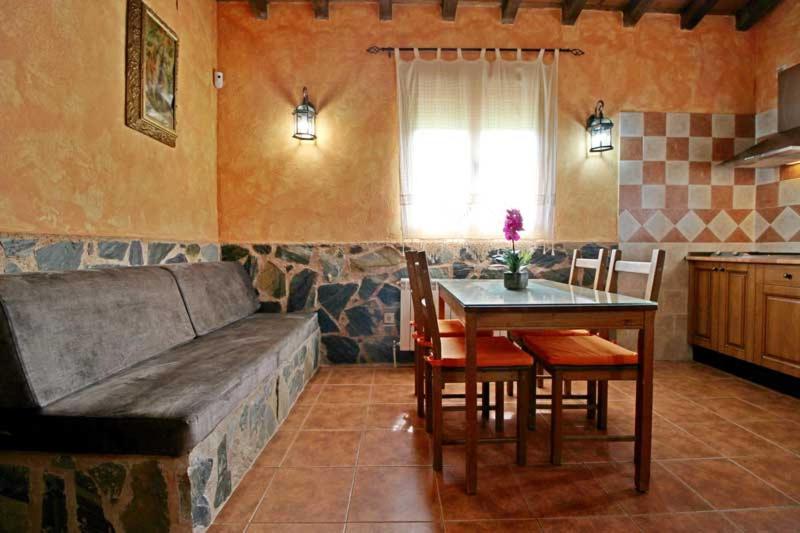 Two-Bedroom Apartment photo 3