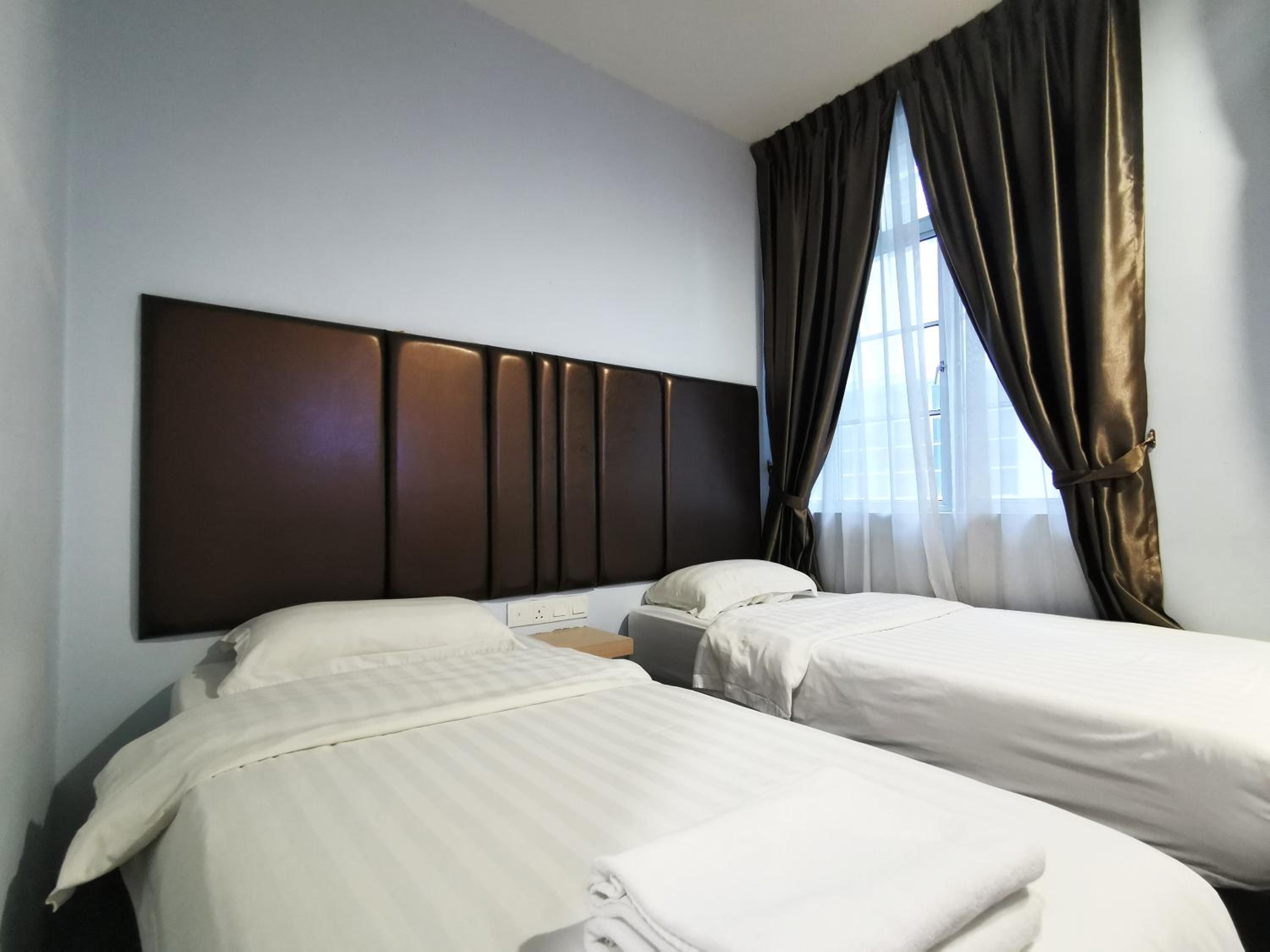 Standard Twin Room photo 2