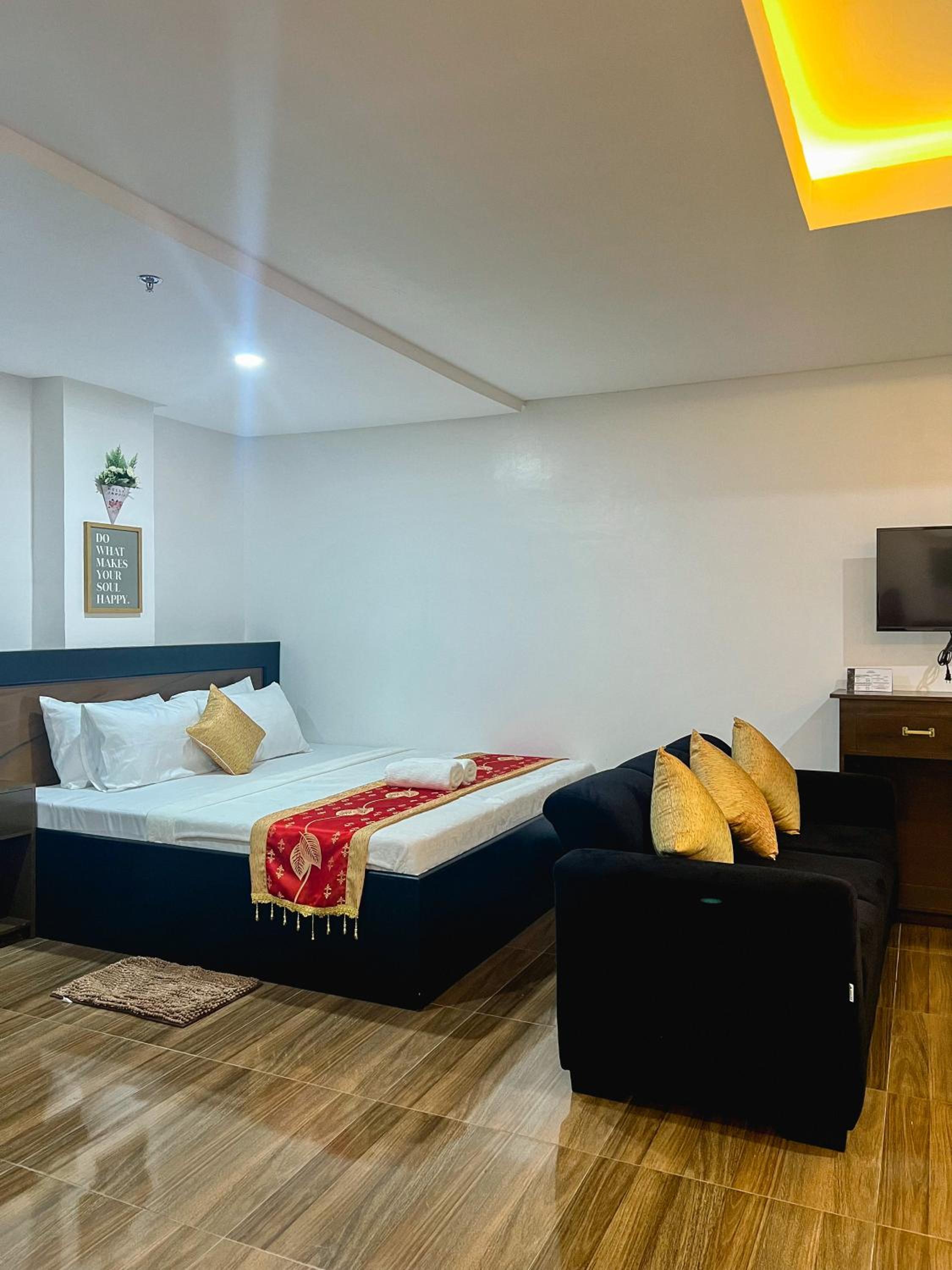 Deluxe Family Room photo 3