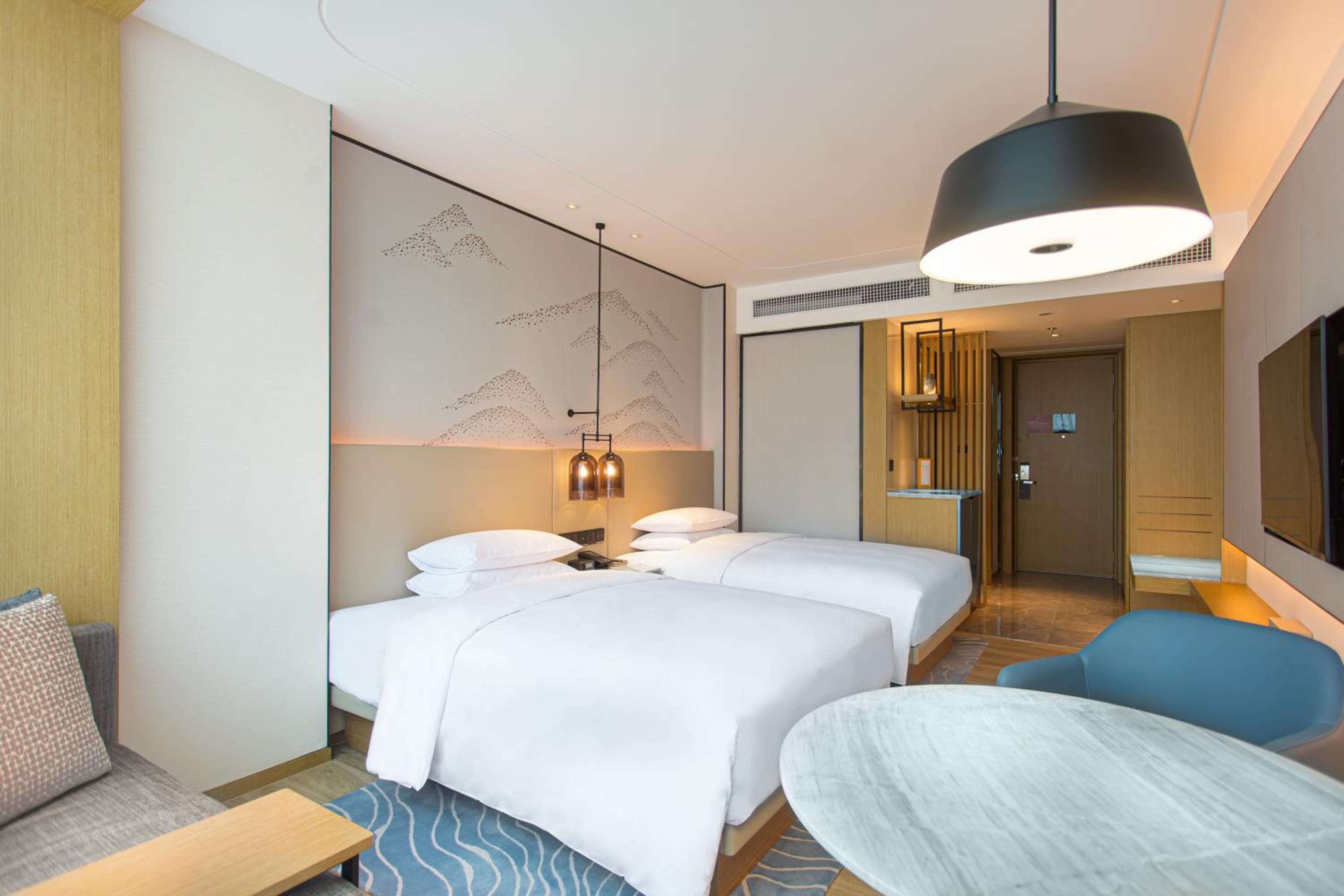 Premier Double Room with Two Double Beds and City View - Photo 1