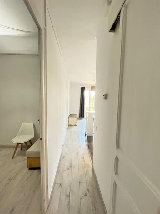 Two-Bedroom Apartment With Balcony photo 3