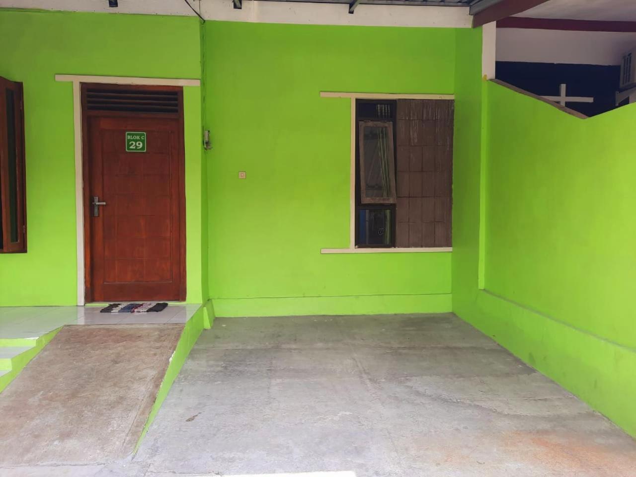 Two-Bedroom House - Photo 5