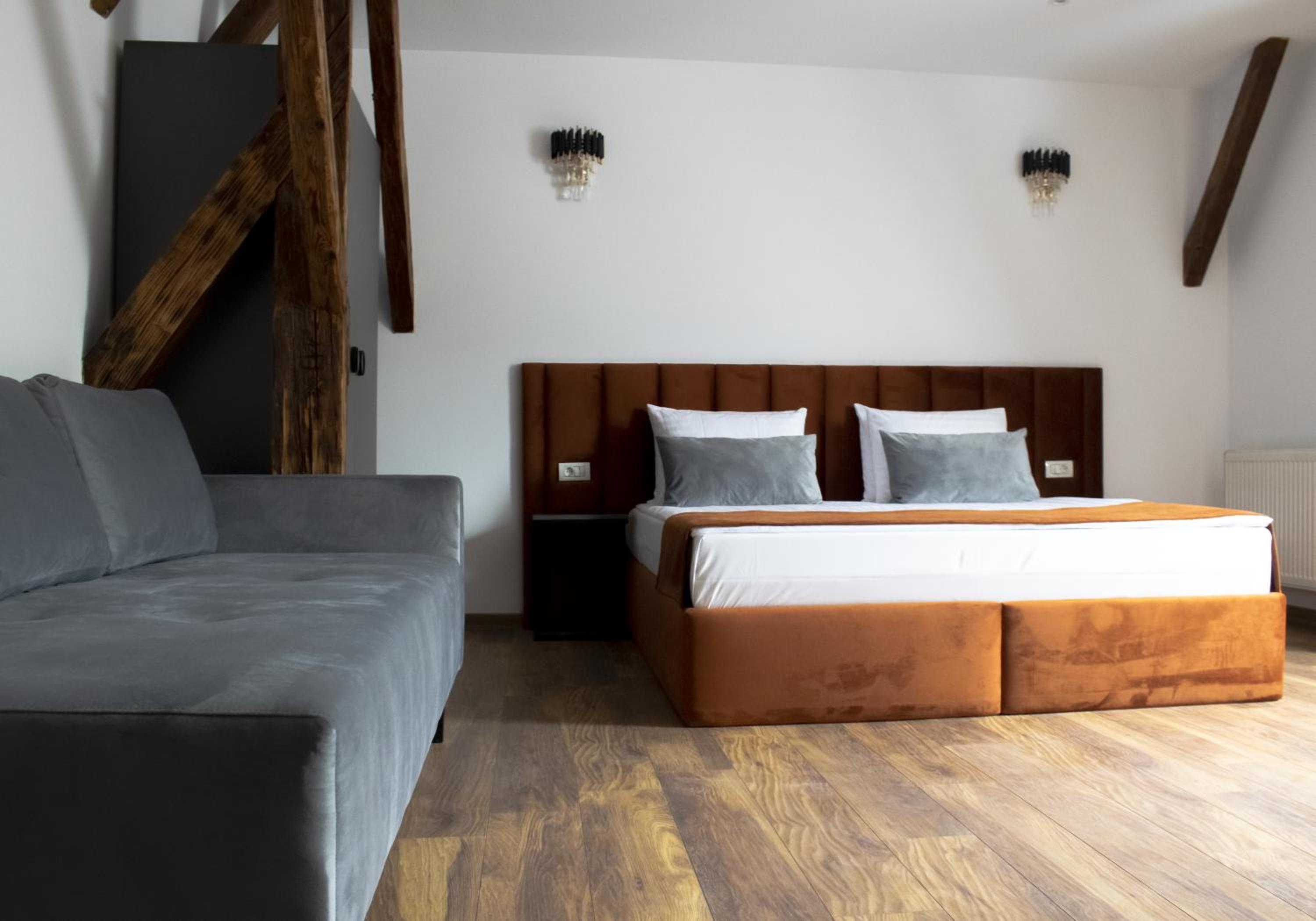 Deluxe Double Room - Photo 5