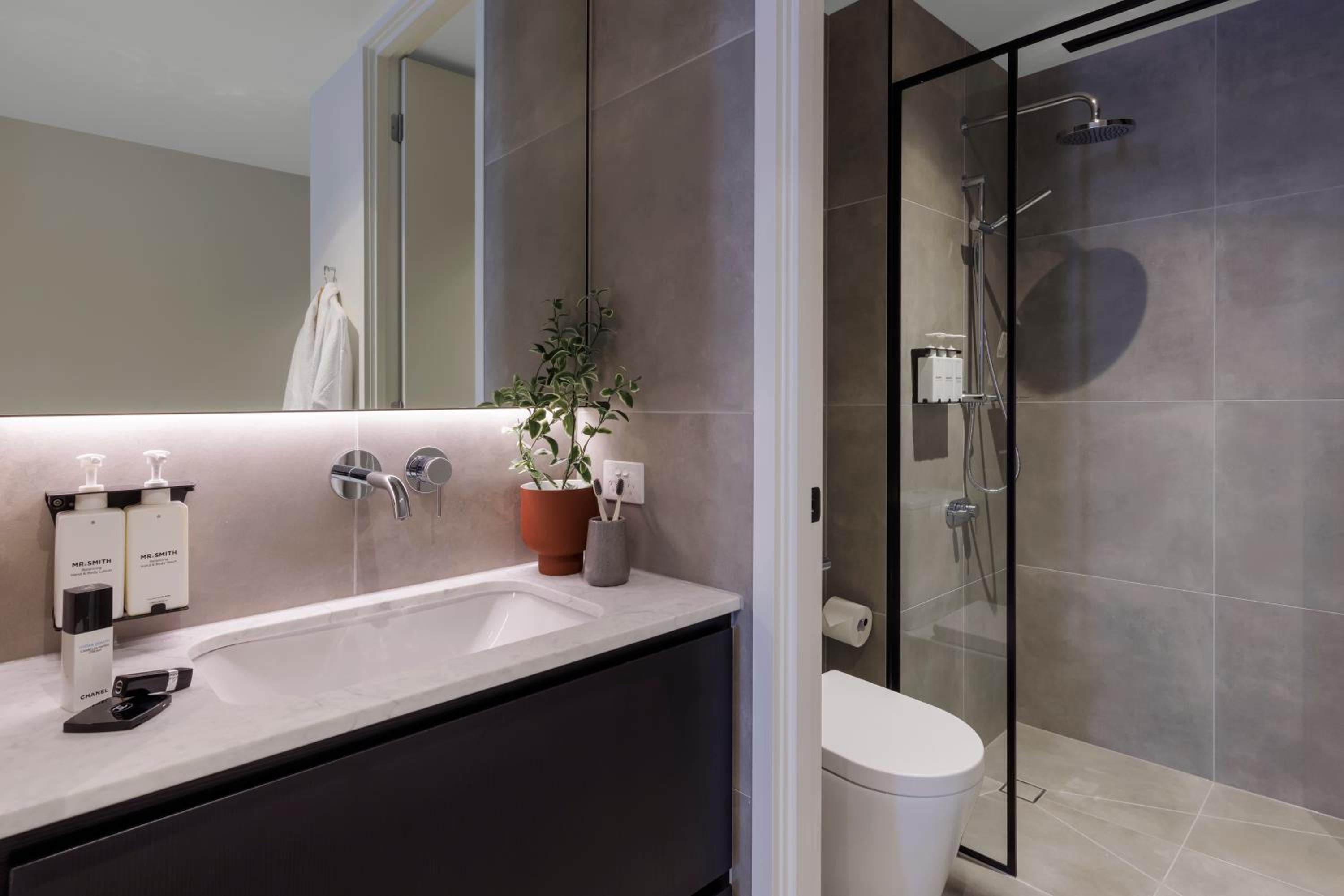 Executive Veriu Suite