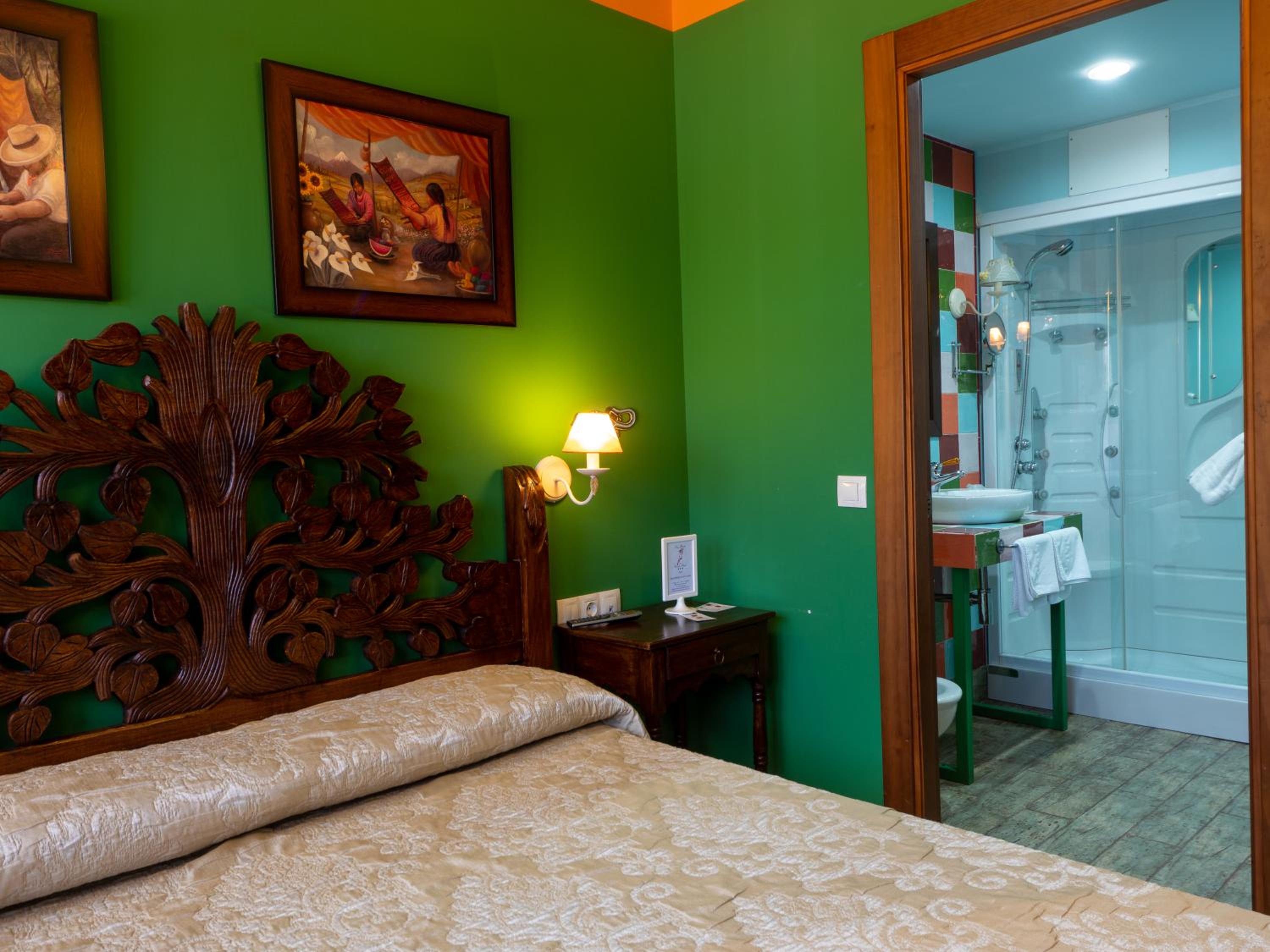Double Room - Photo 5