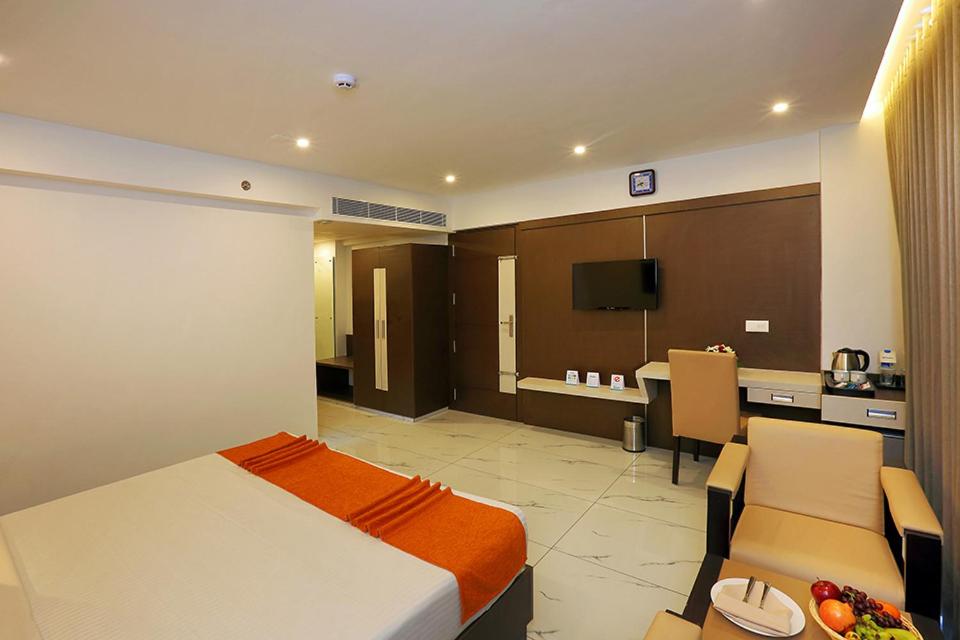 Deluxe Room - Photo 4