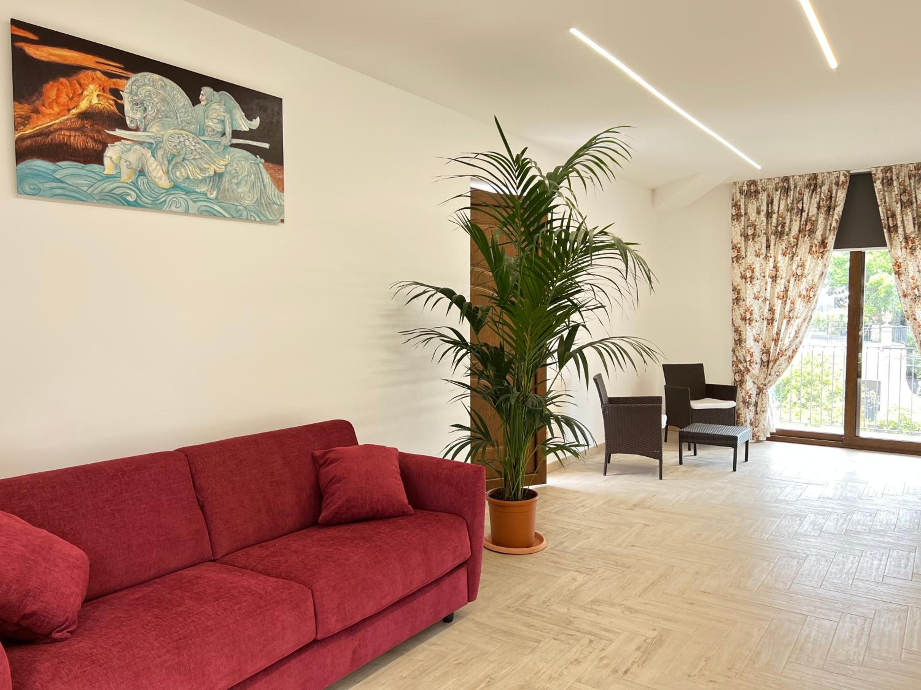 Deluxe Family Room - Photo 10
