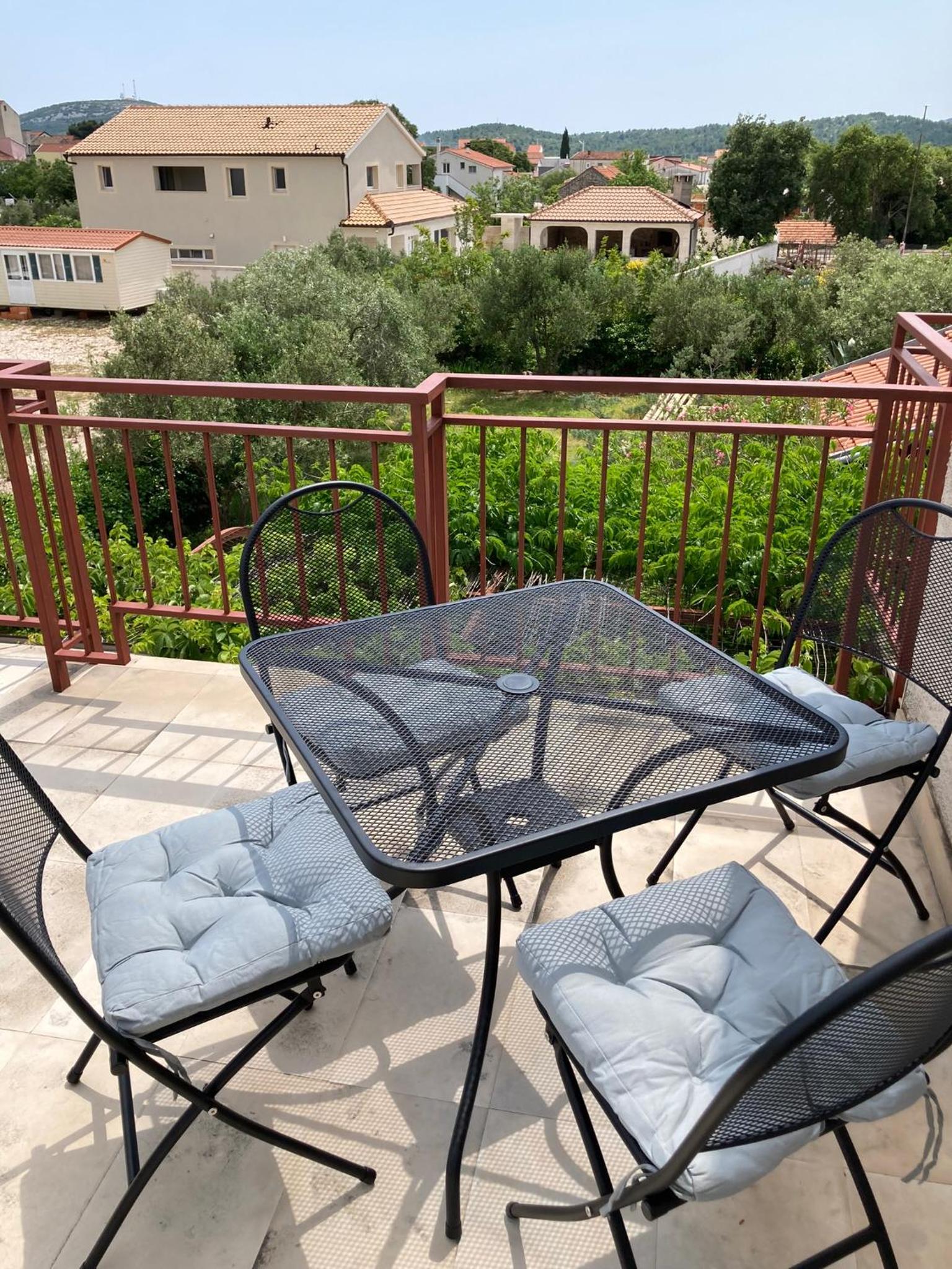 Apartment photo 3