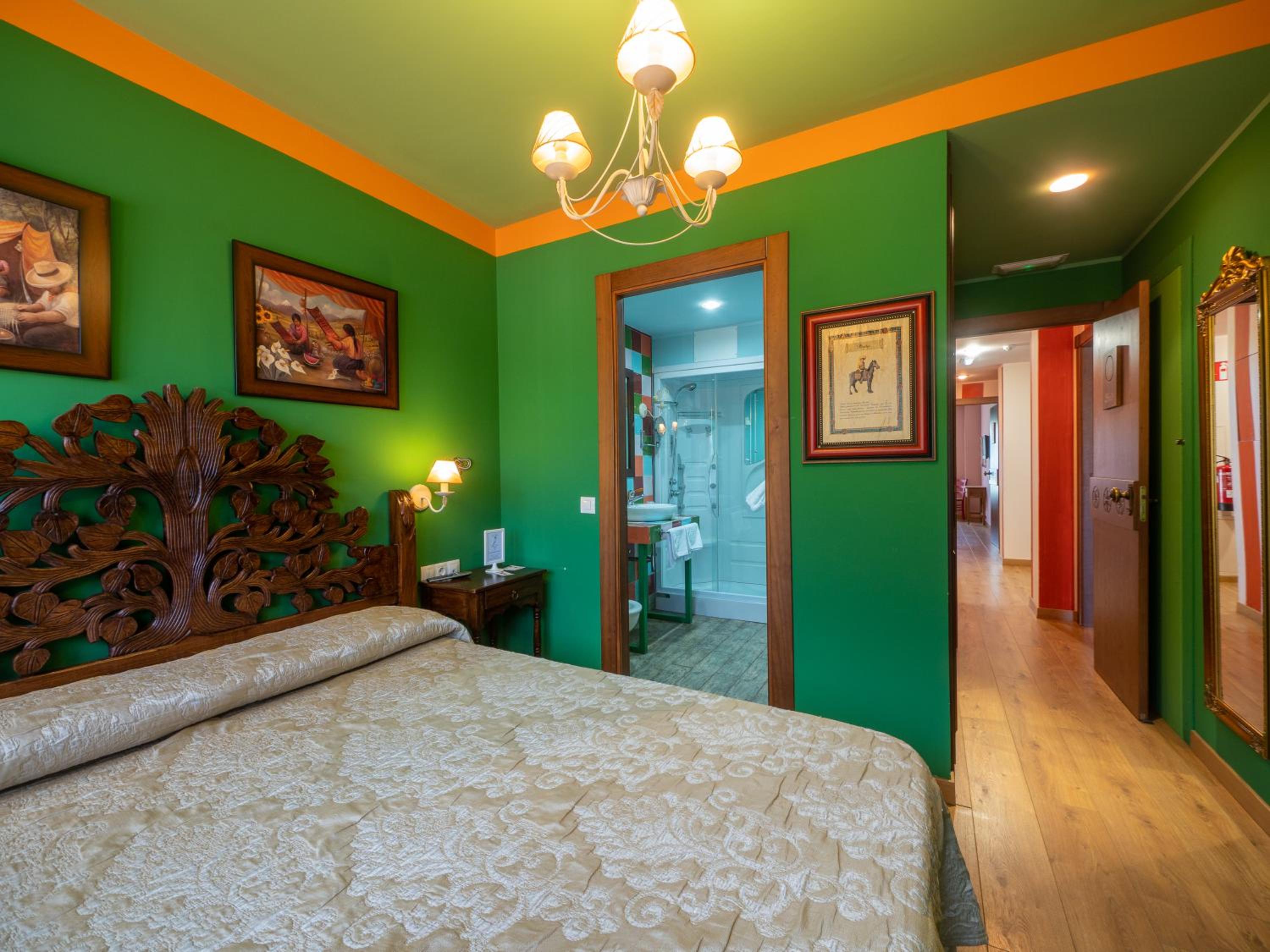 Double Room - Photo 15