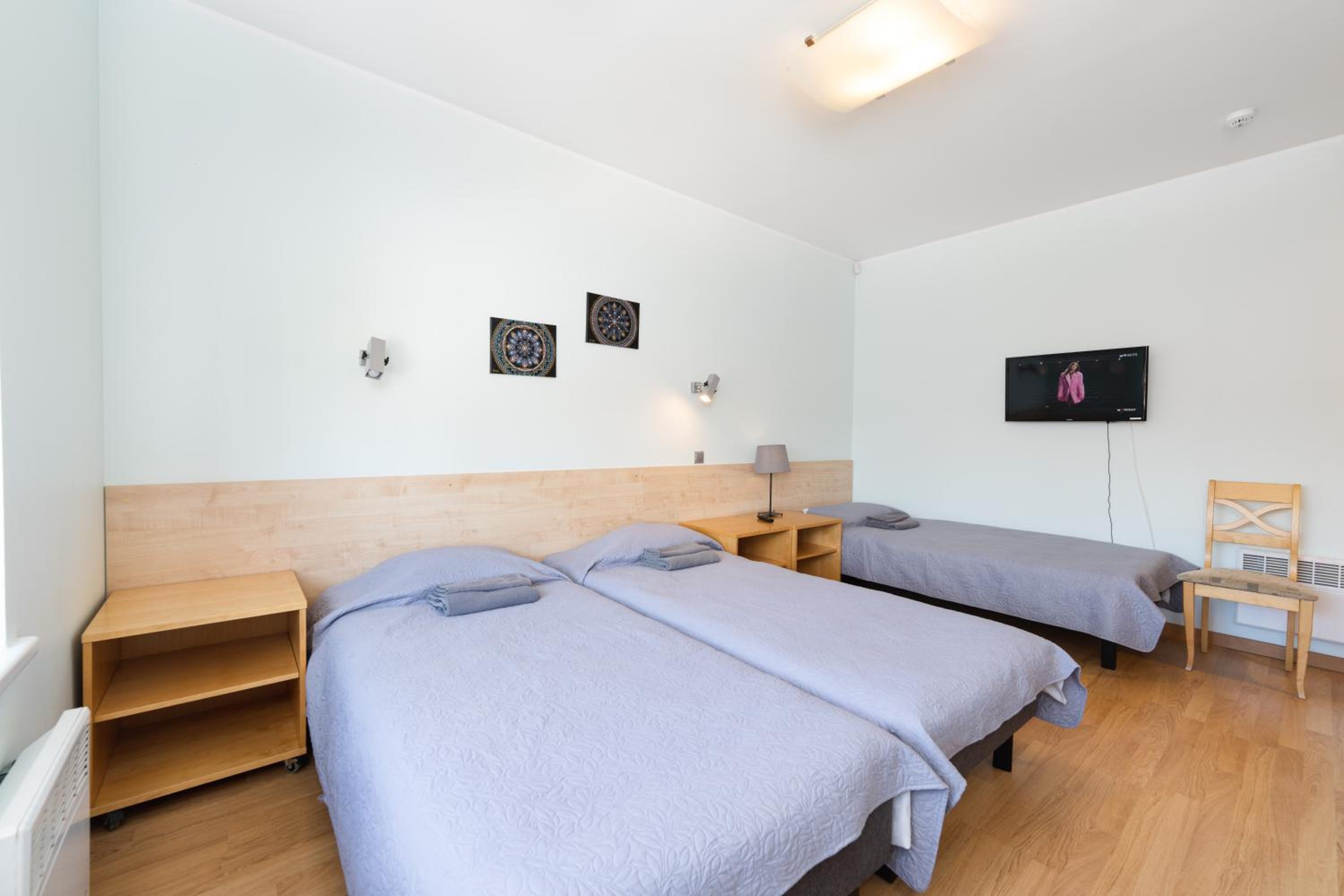 Triple Room with Private Bathroom photo 2