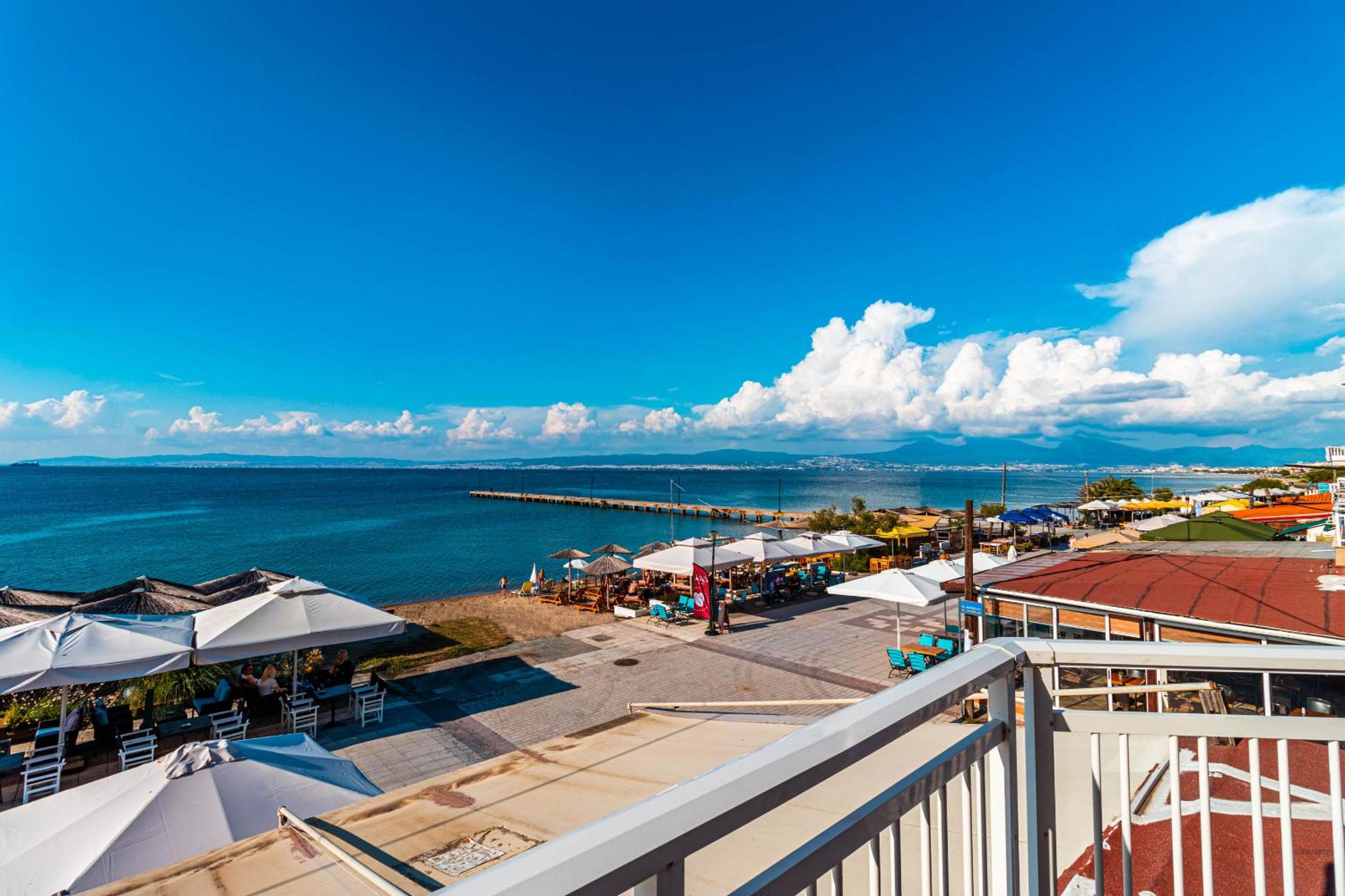 Double Room with Balcony and Sea View - Photo 2