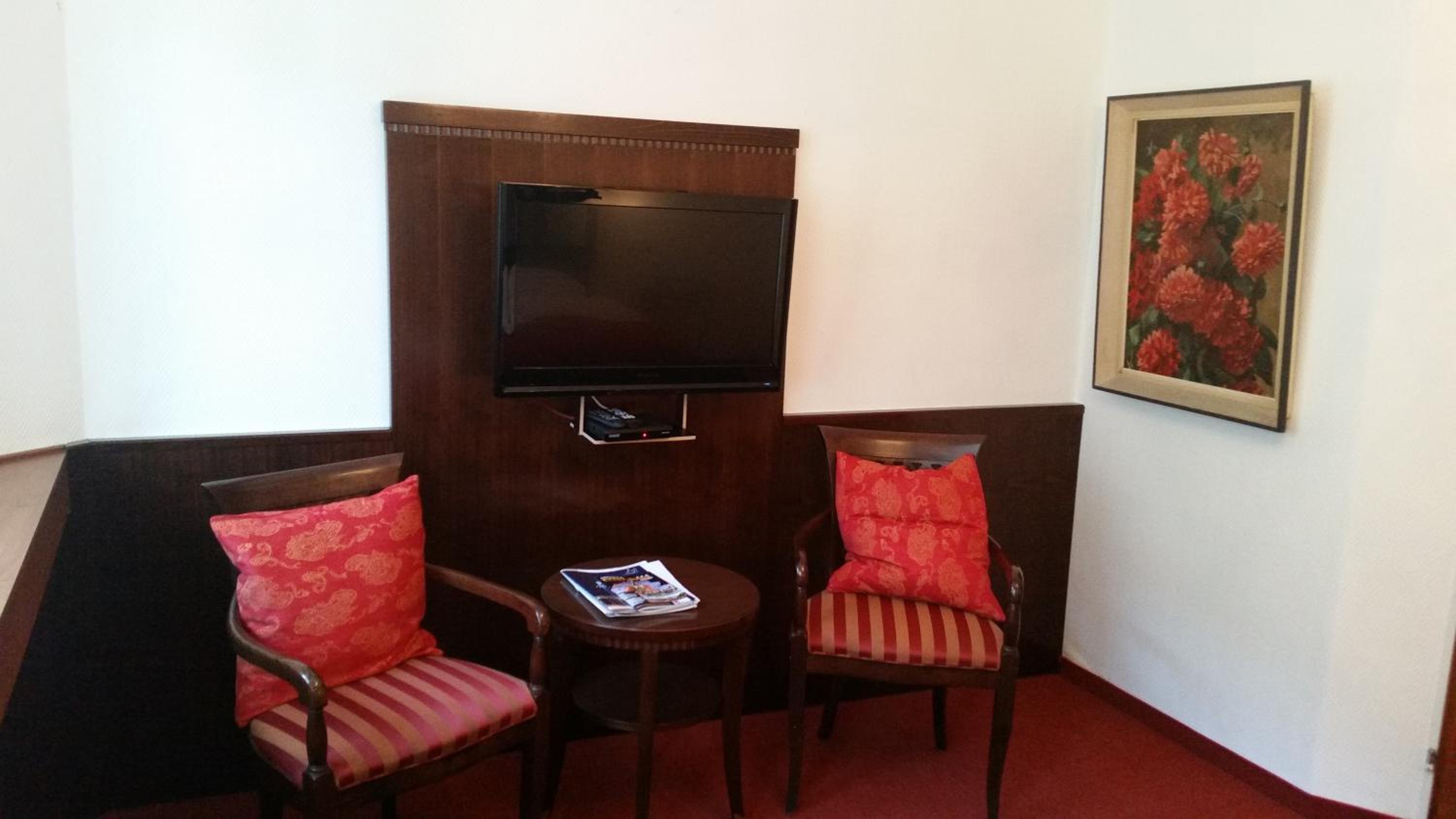 Standard Double Room - Photo 4