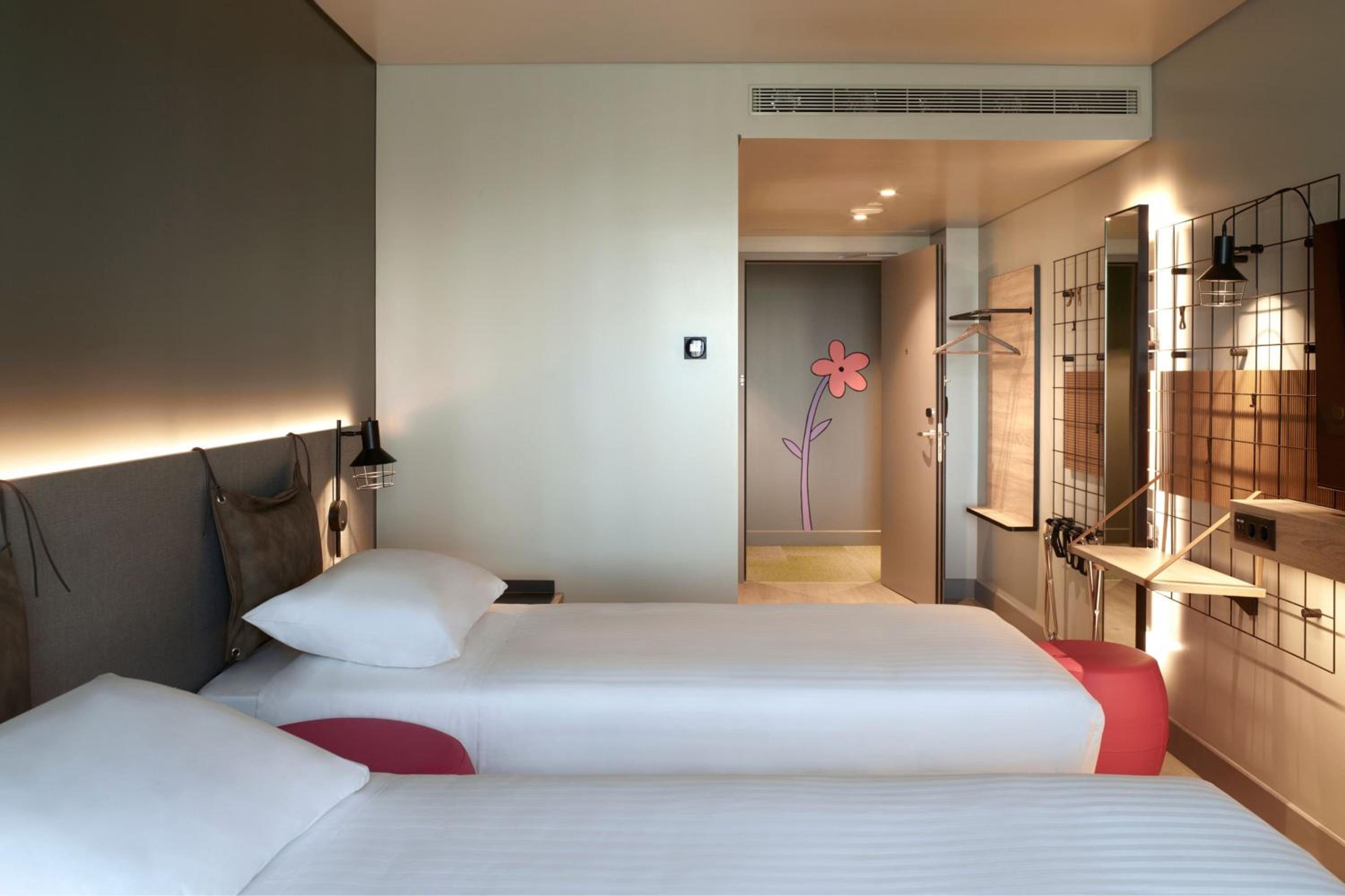 Twin Room with City View