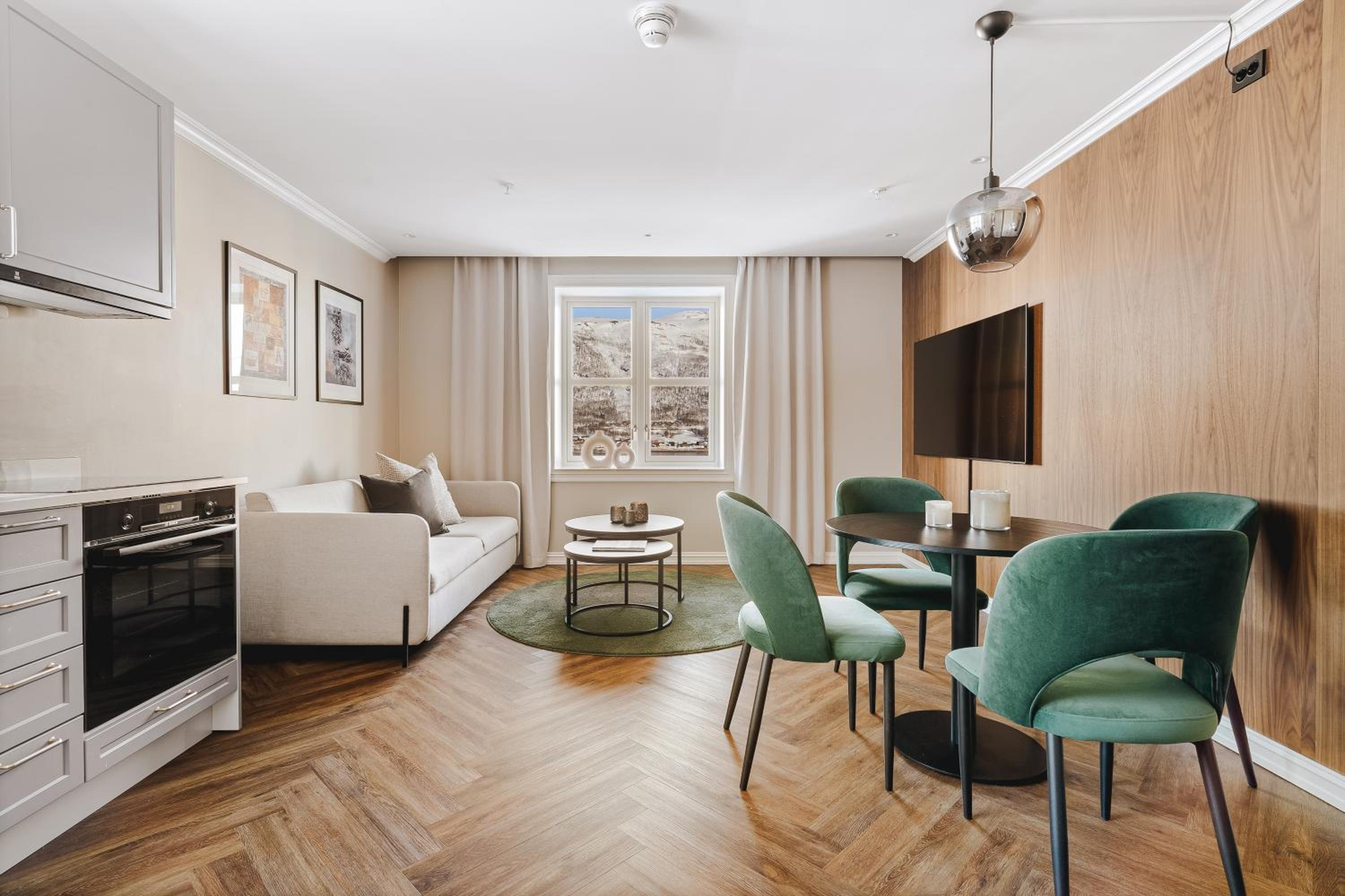 Family Suite with Sea View and Spa Access Included