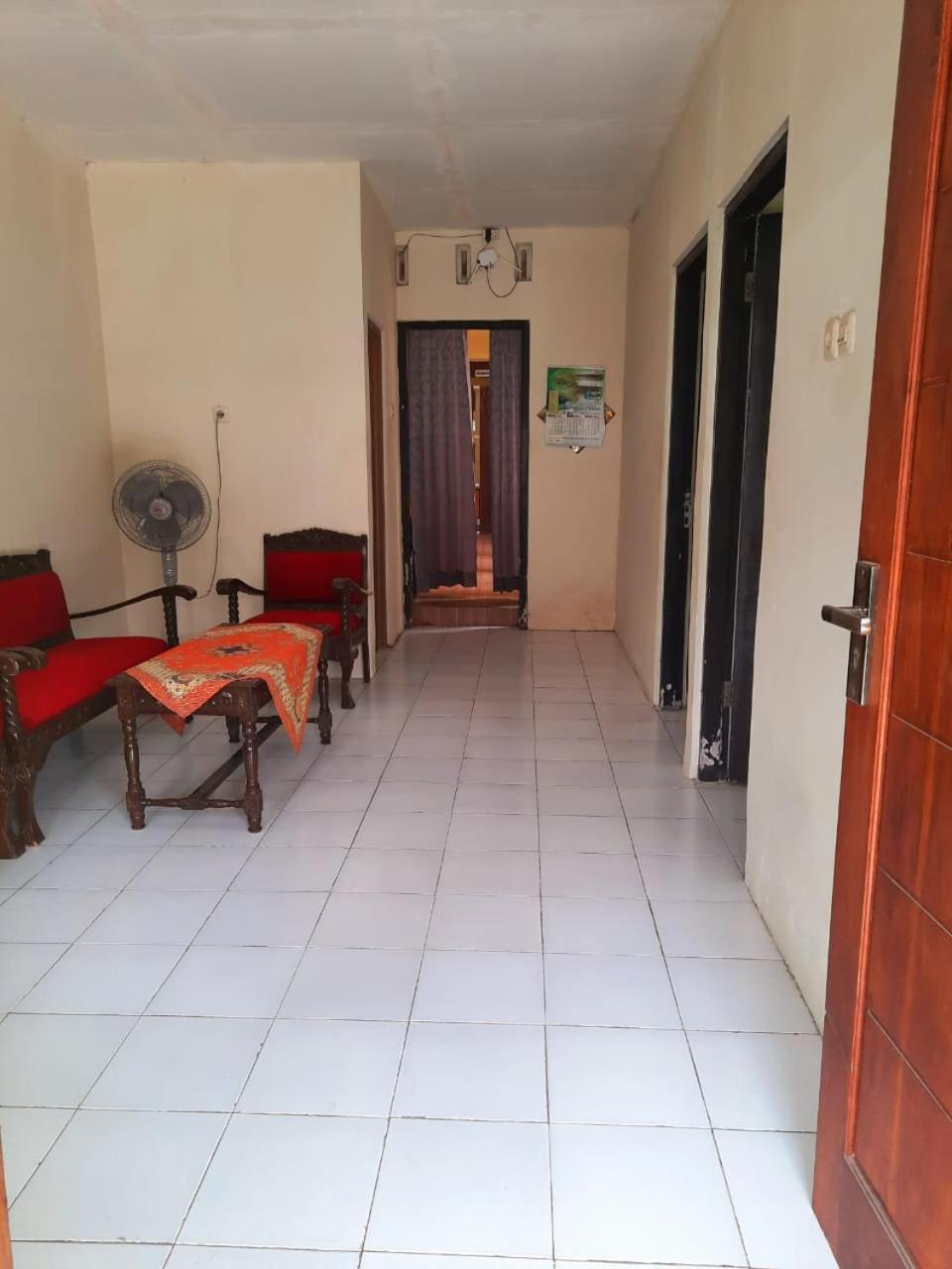 Two-Bedroom House - Photo 20