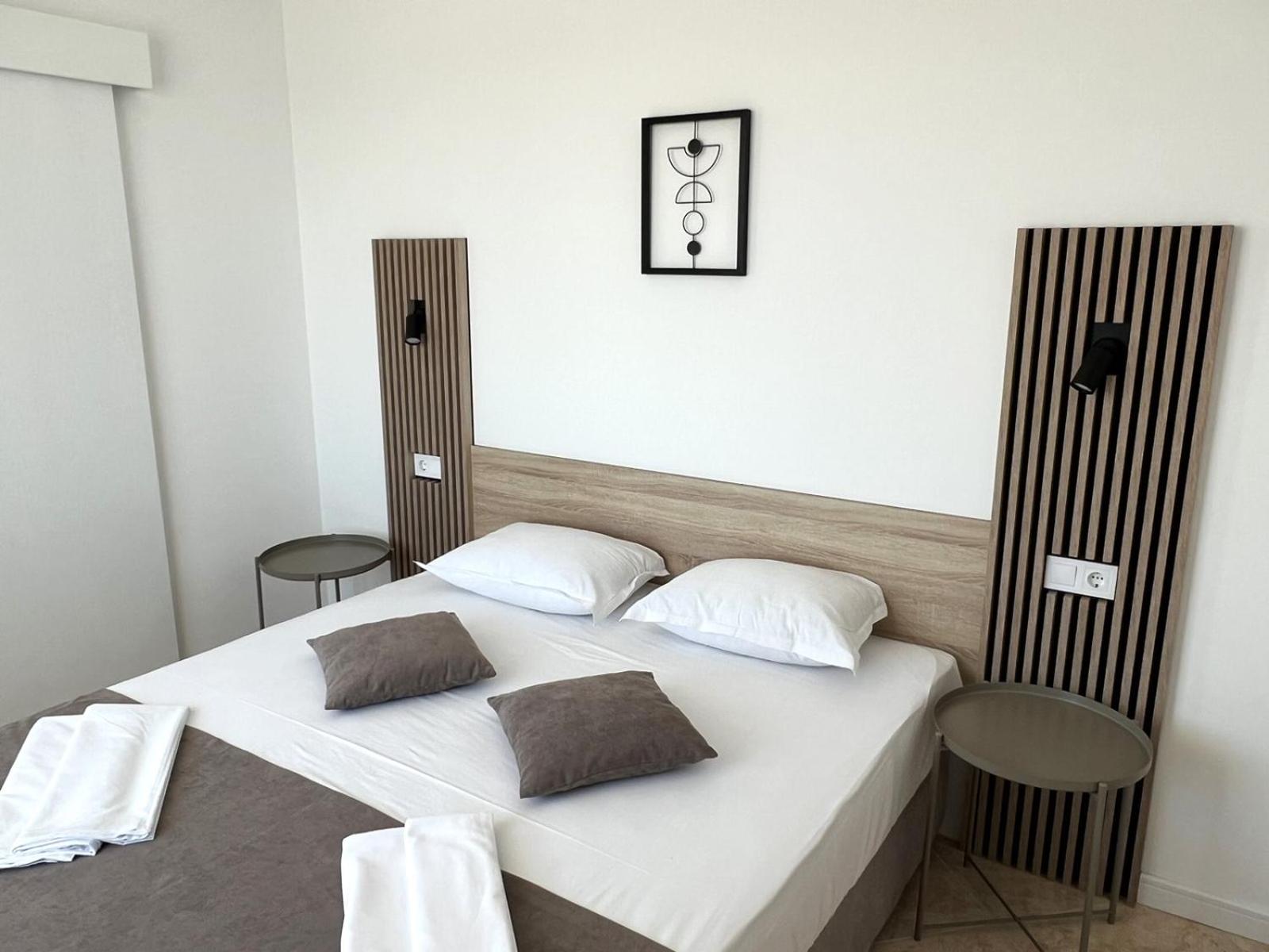 Apartment with Sea View - Photo 2