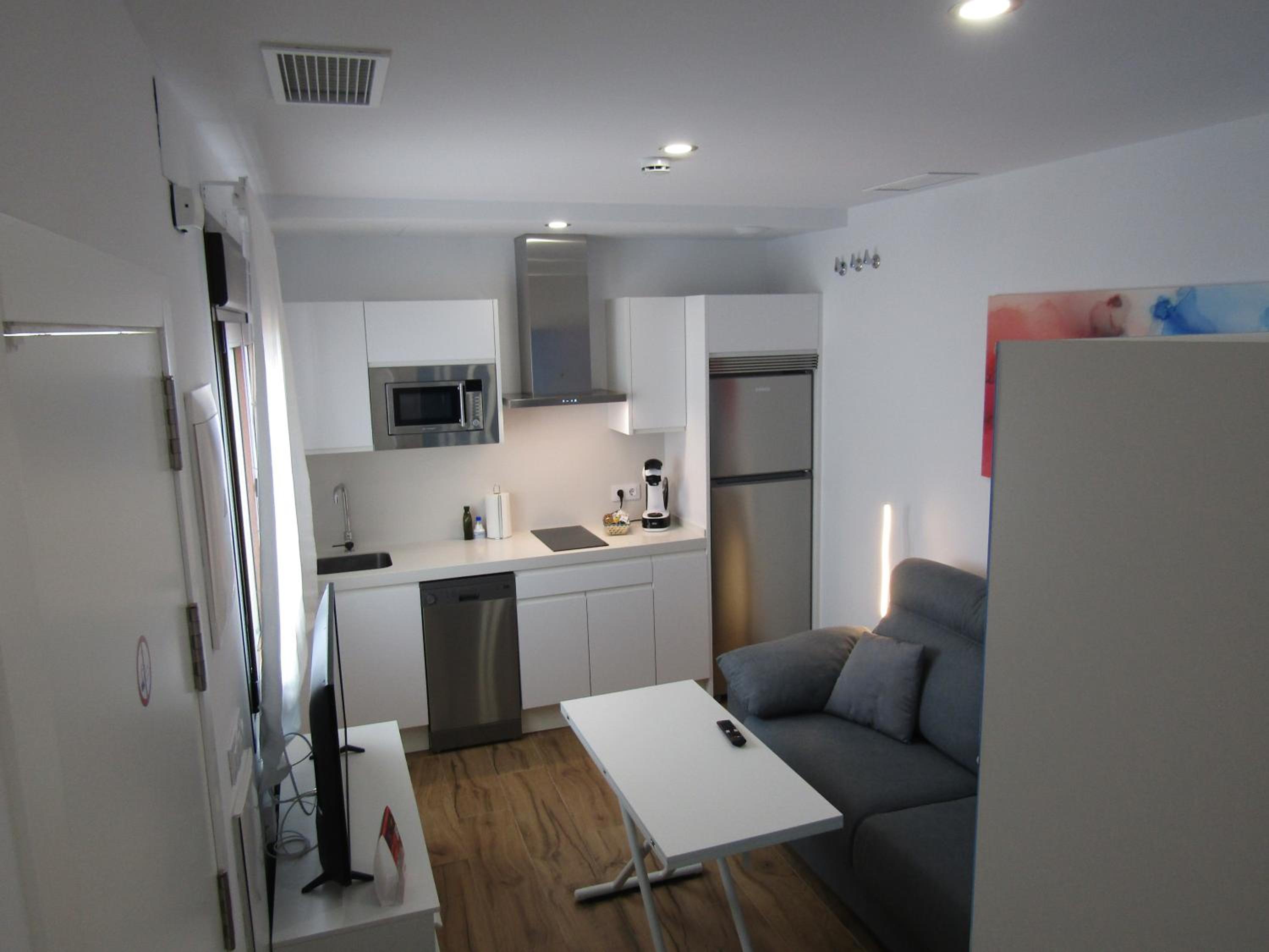 Studio with Terrace - Photo 30
