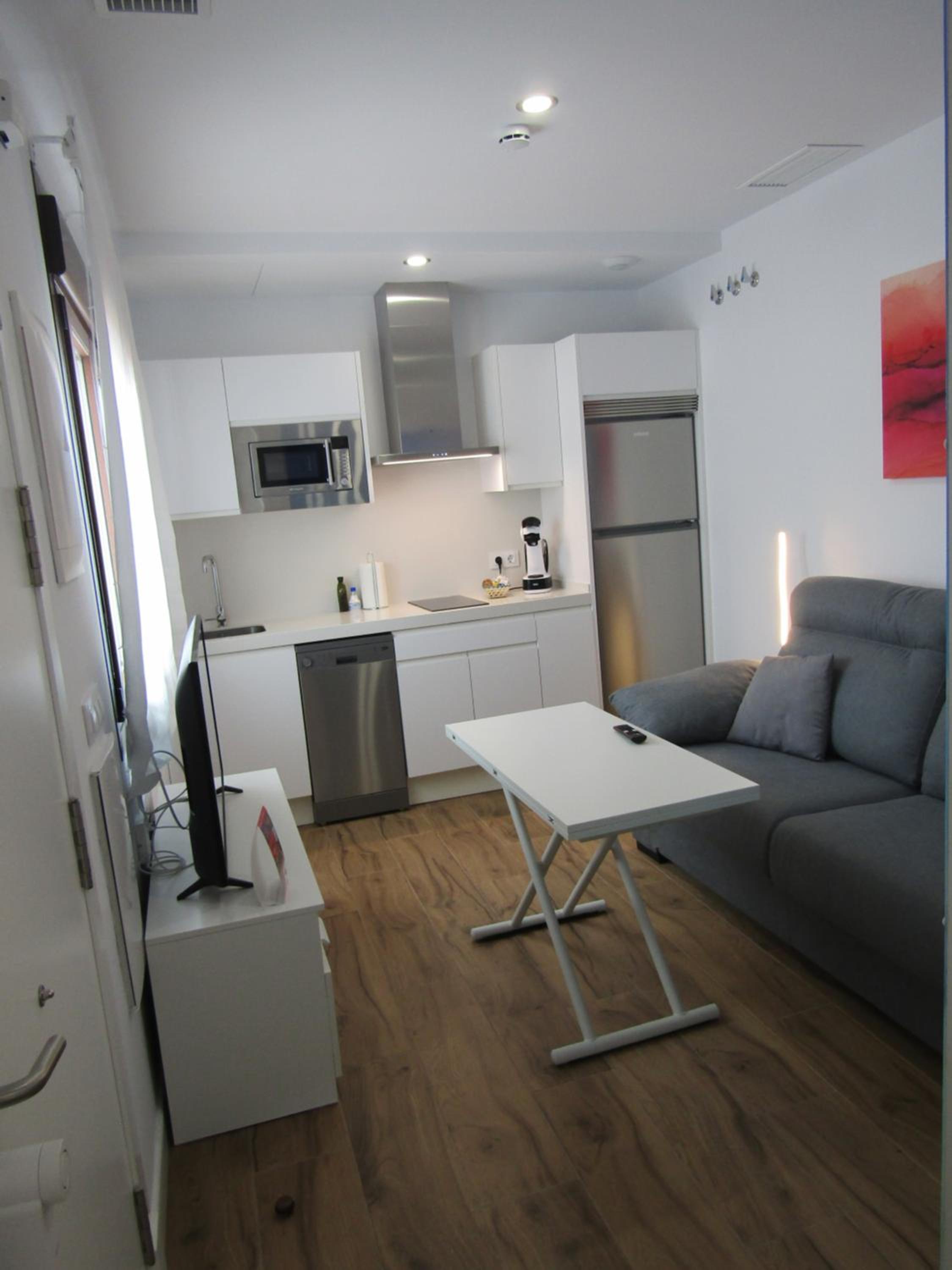 Studio with Terrace - Photo 32