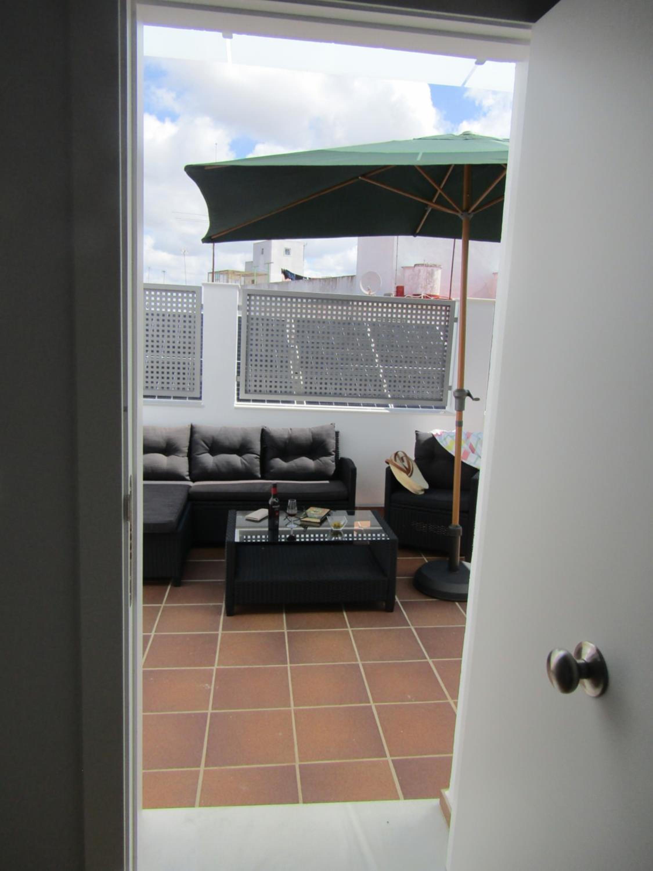 Studio with Terrace - Photo 37