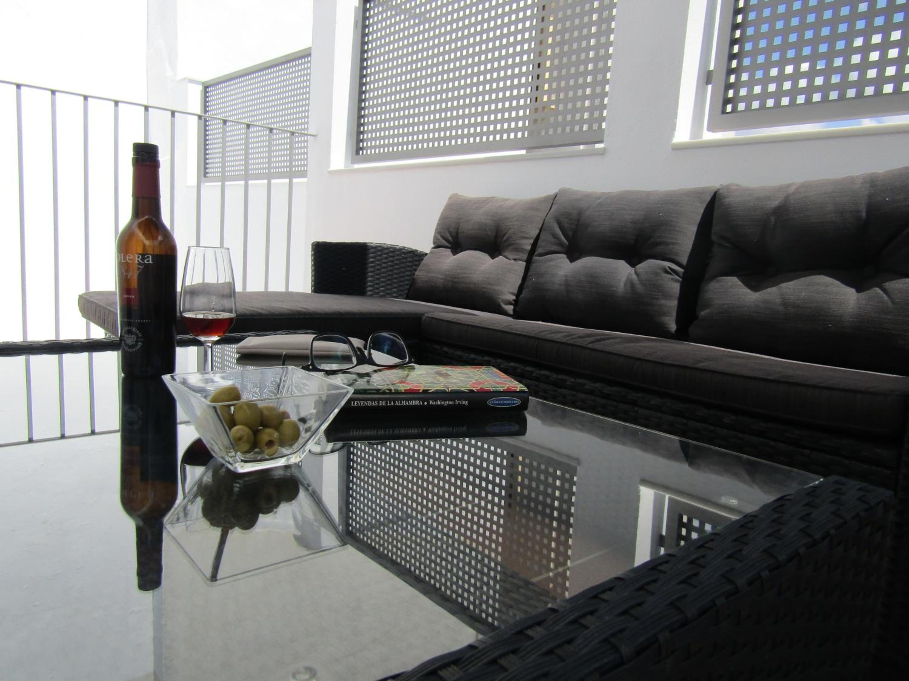 Studio with Terrace - Photo 38