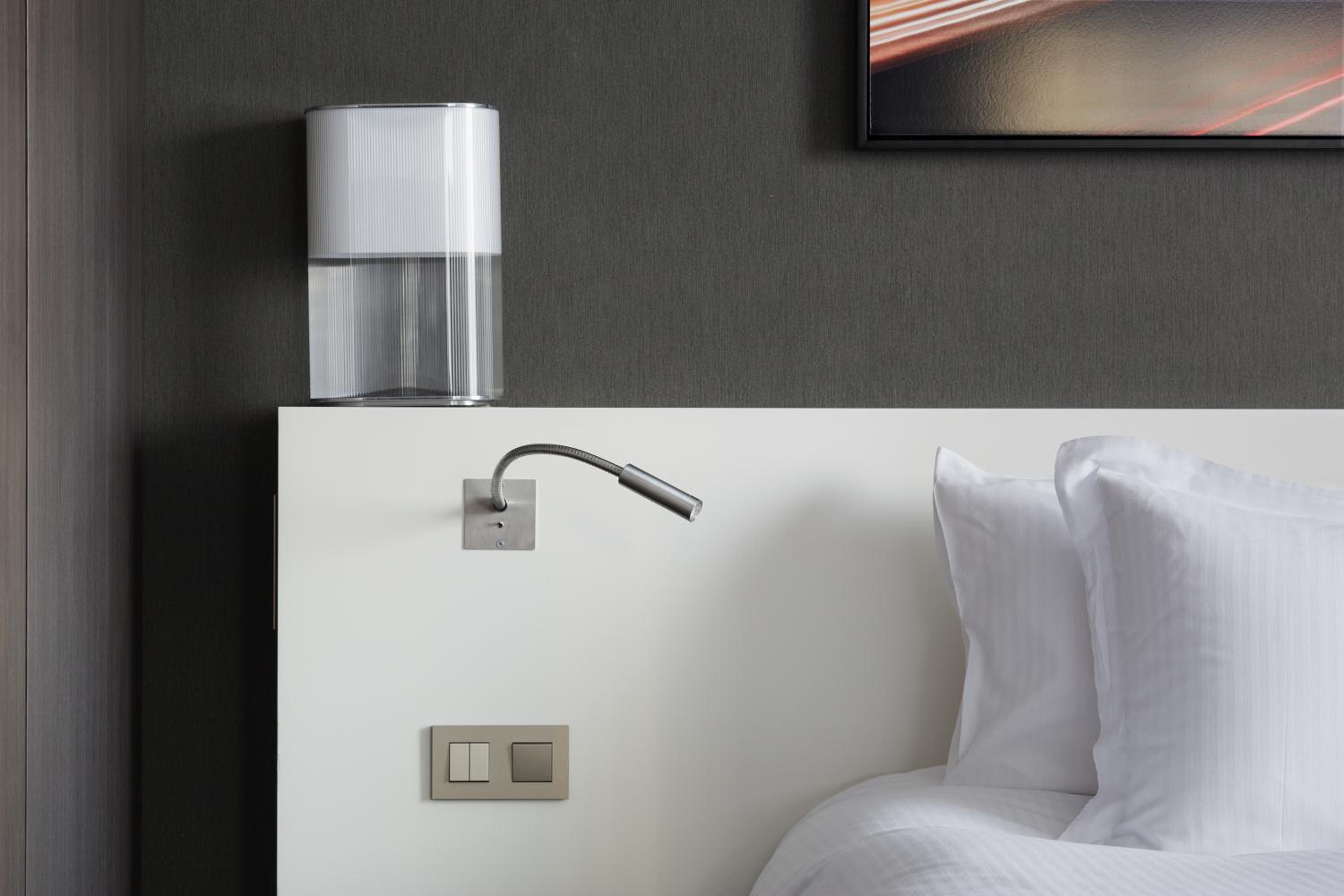 Junior King Suite With Panoramic View - Photo 5
