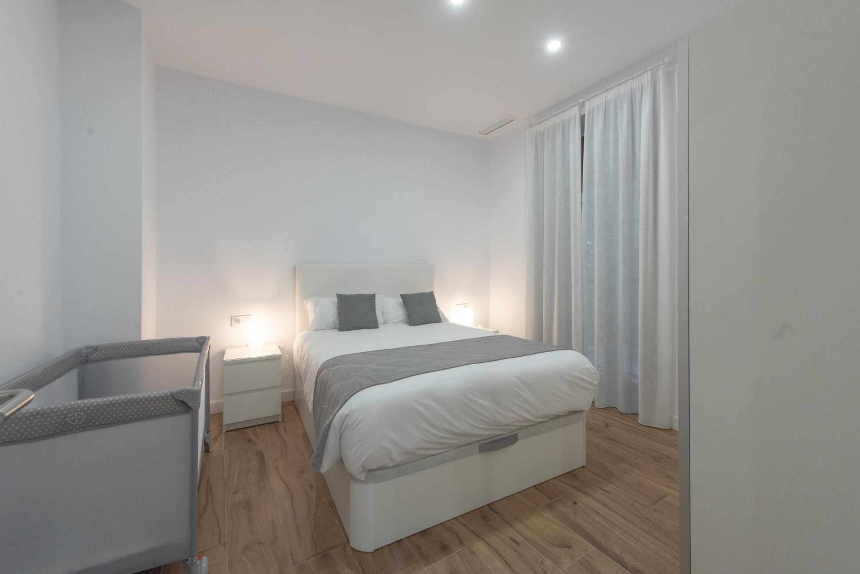 One-Bedroom Apartment - Photo 60