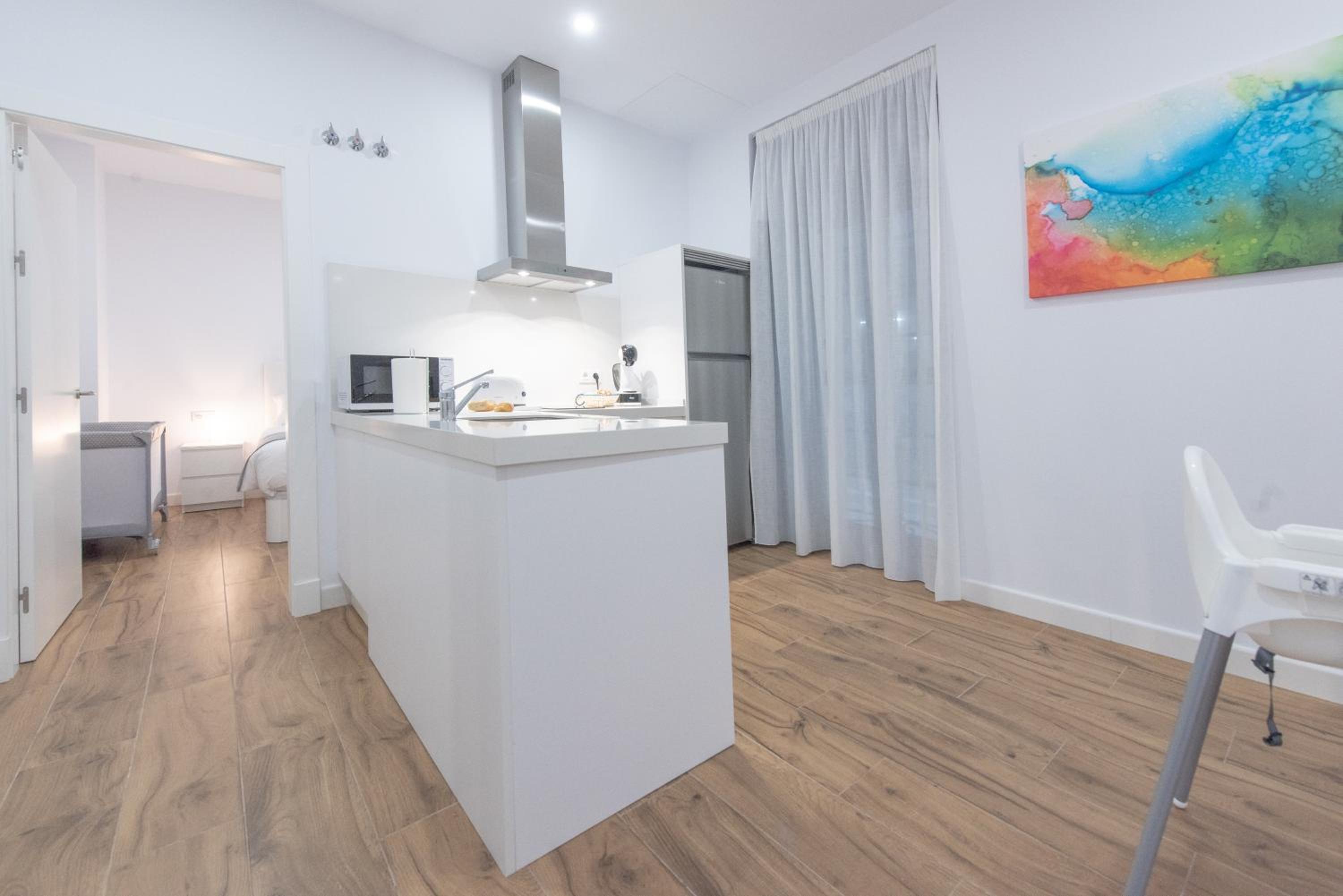 One-Bedroom Apartment - Photo 76