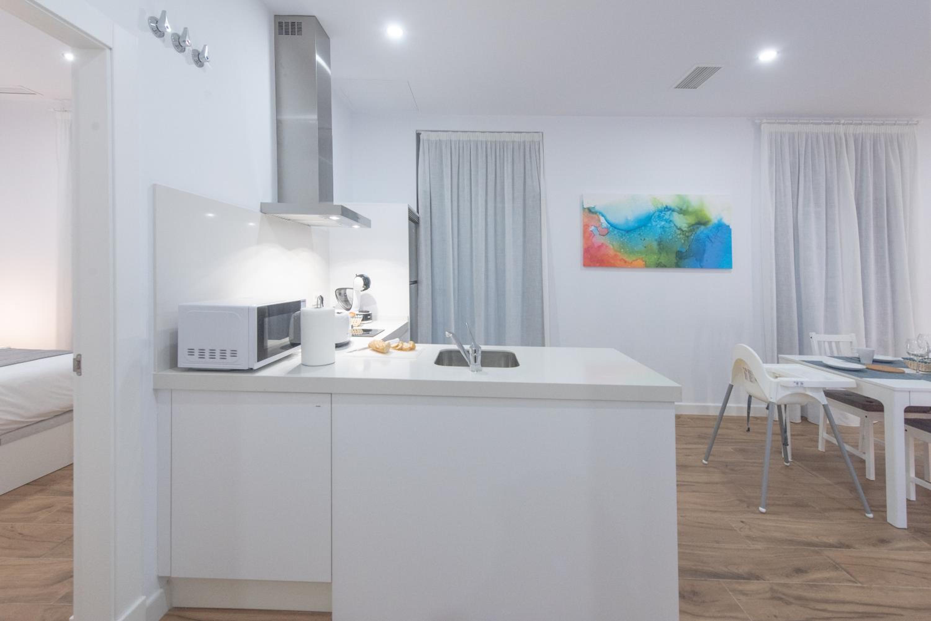 One-Bedroom Apartment - Photo 77