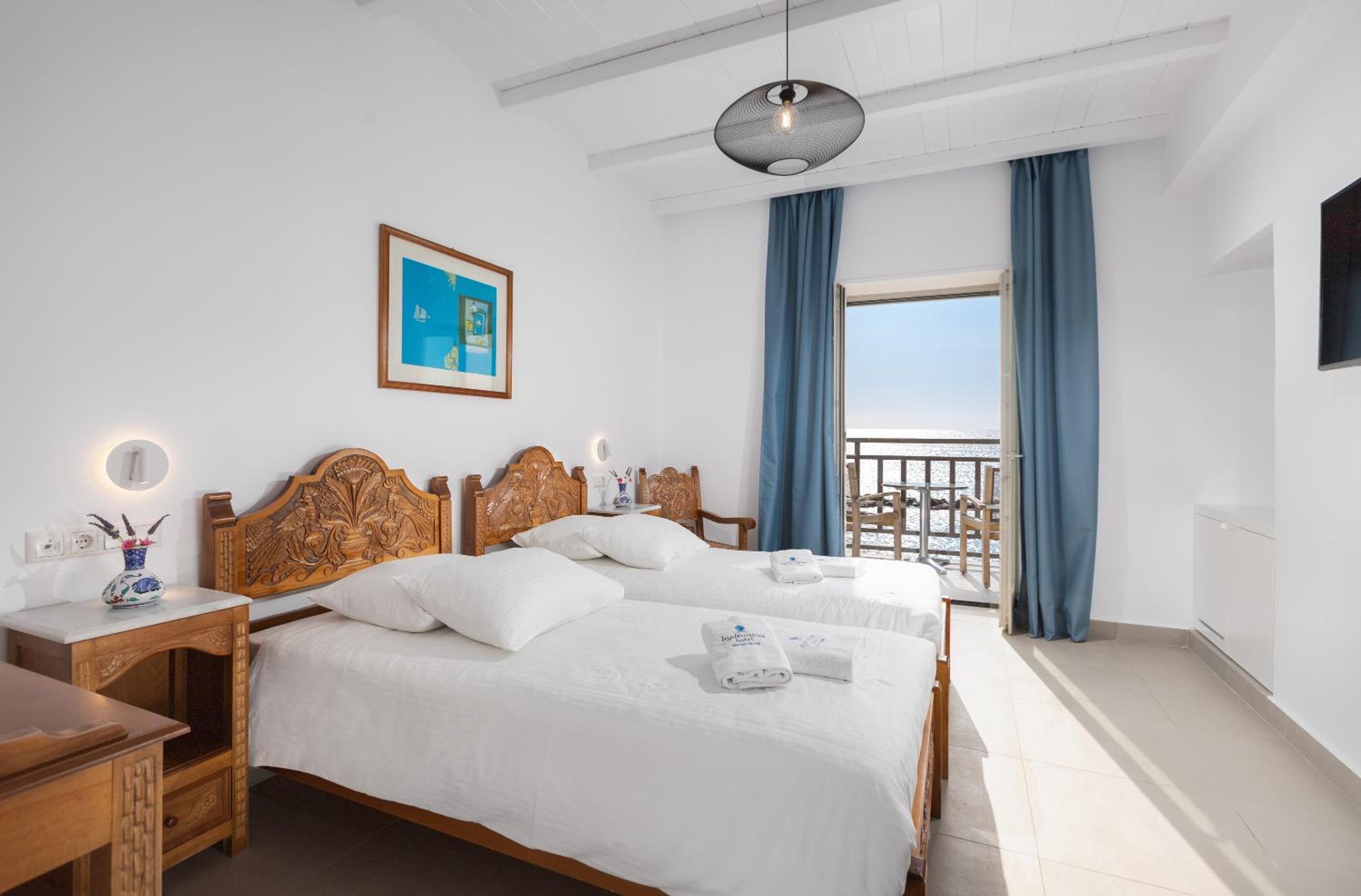 Double or Twin Room with Sea View