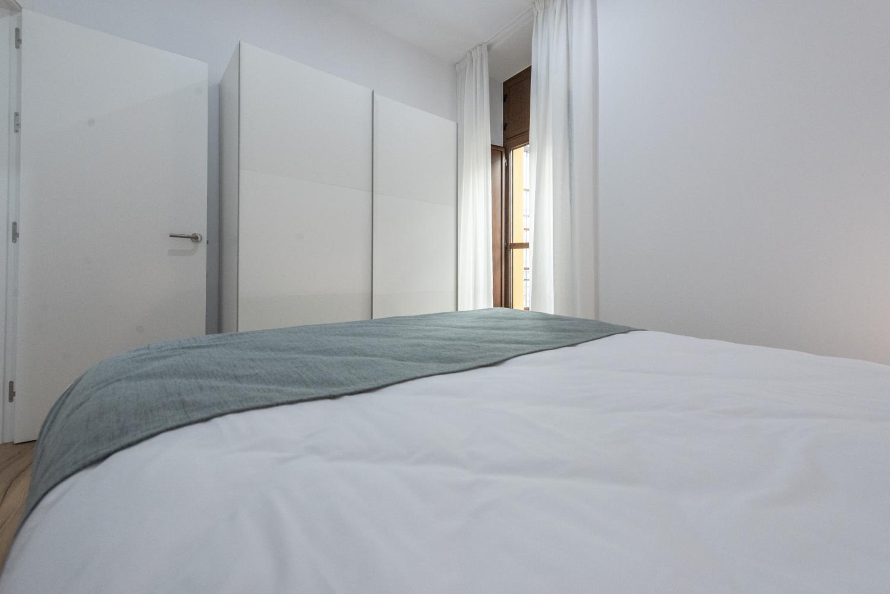 One-Bedroom Apartment - Photo 20