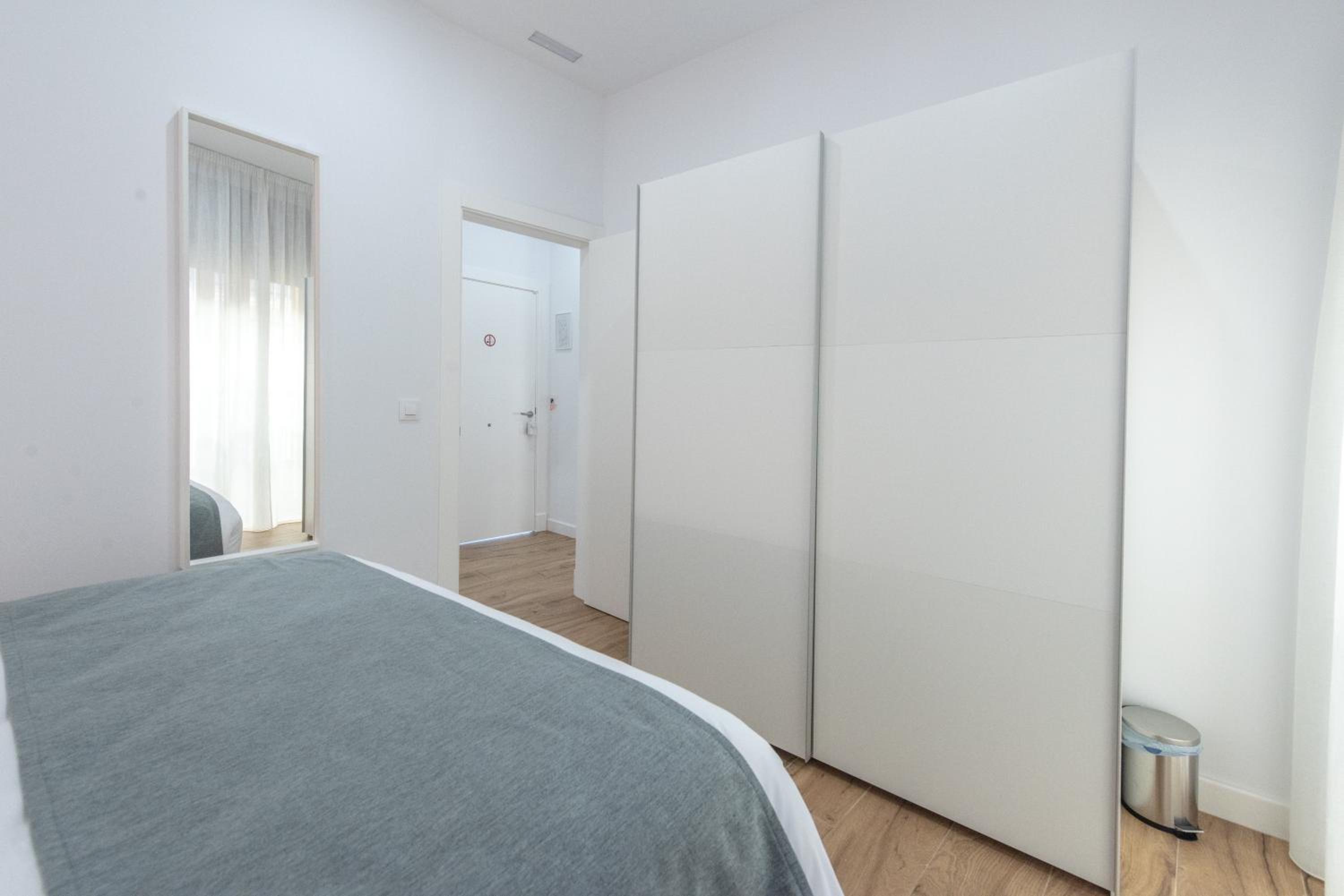 One-Bedroom Apartment - Photo 22