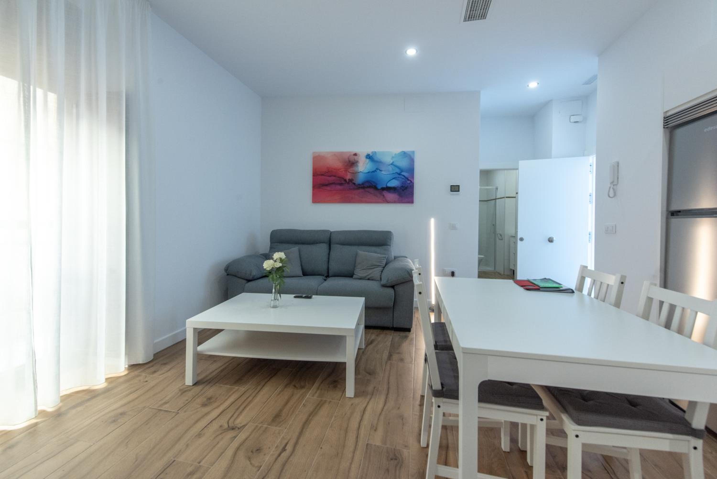 One-Bedroom Apartment - Photo 21