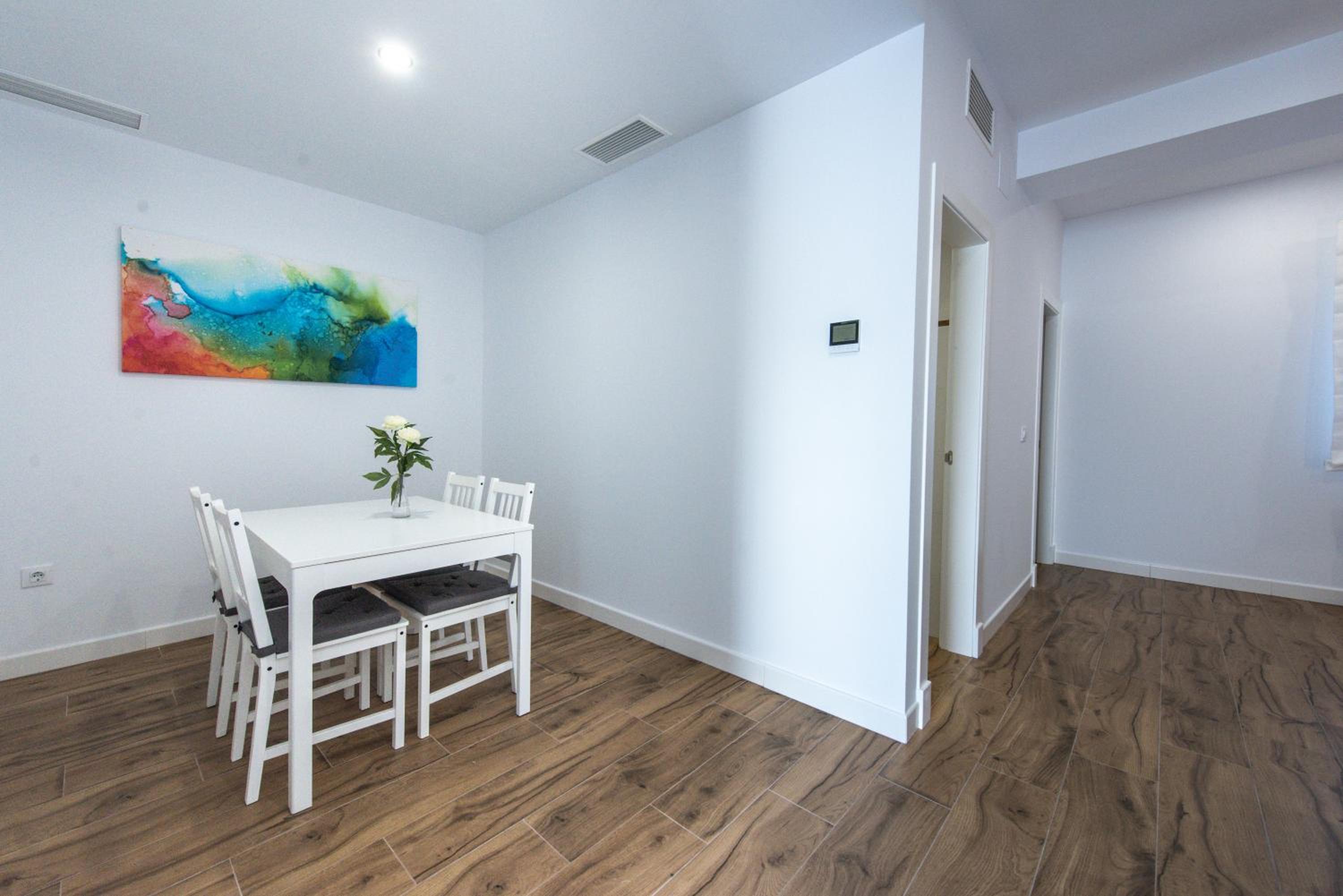One-Bedroom Apartment - Photo 39